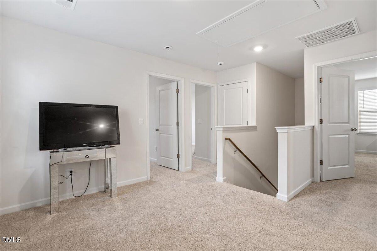 2515 Lily Drive
