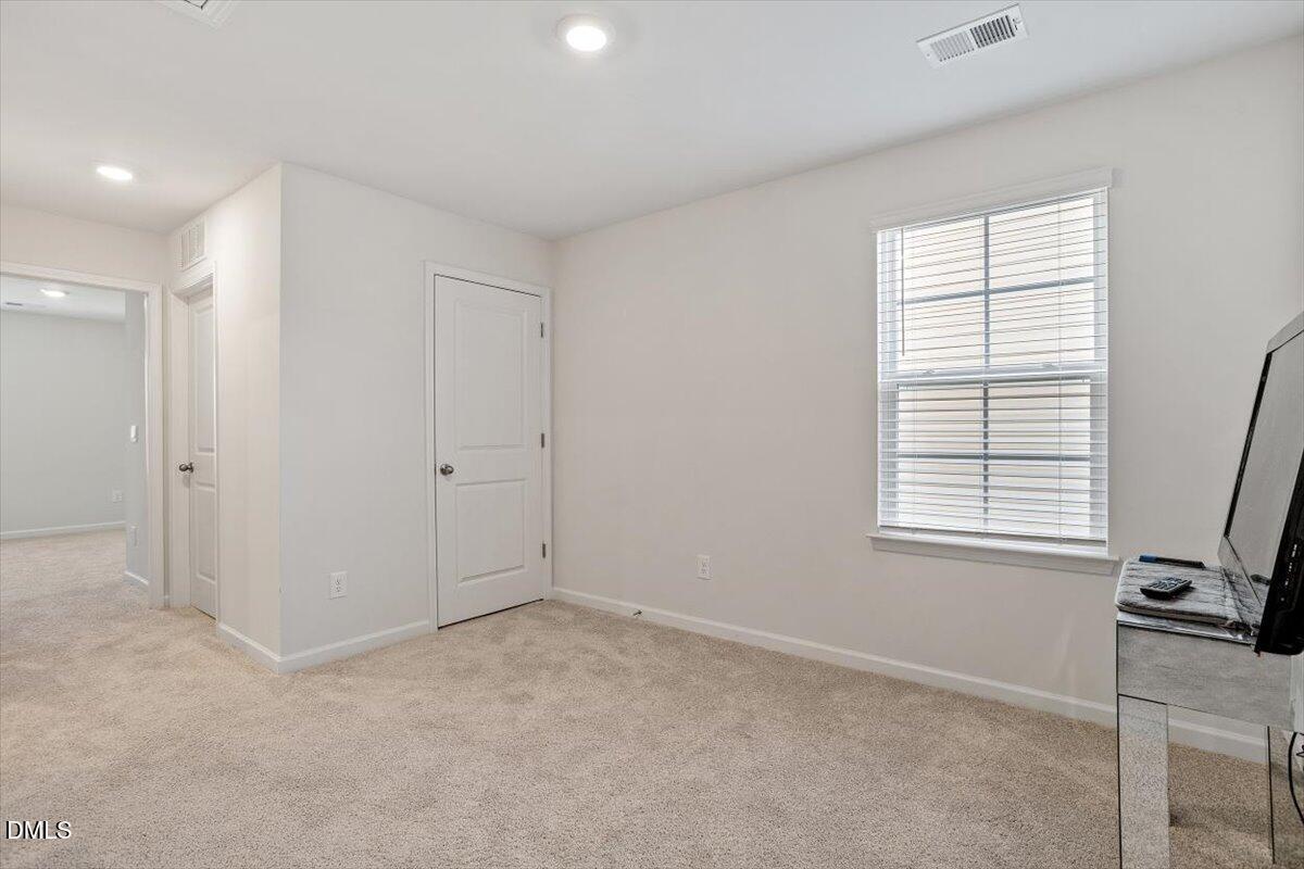 2515 Lily Drive