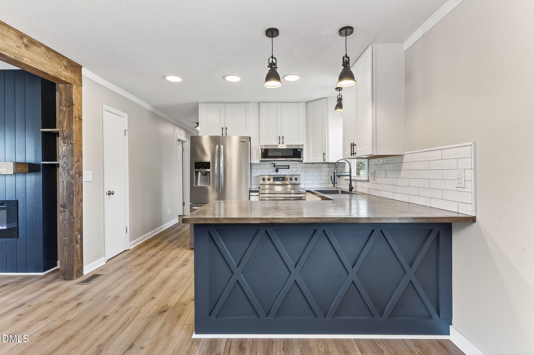 6086 Red Hill Church Road