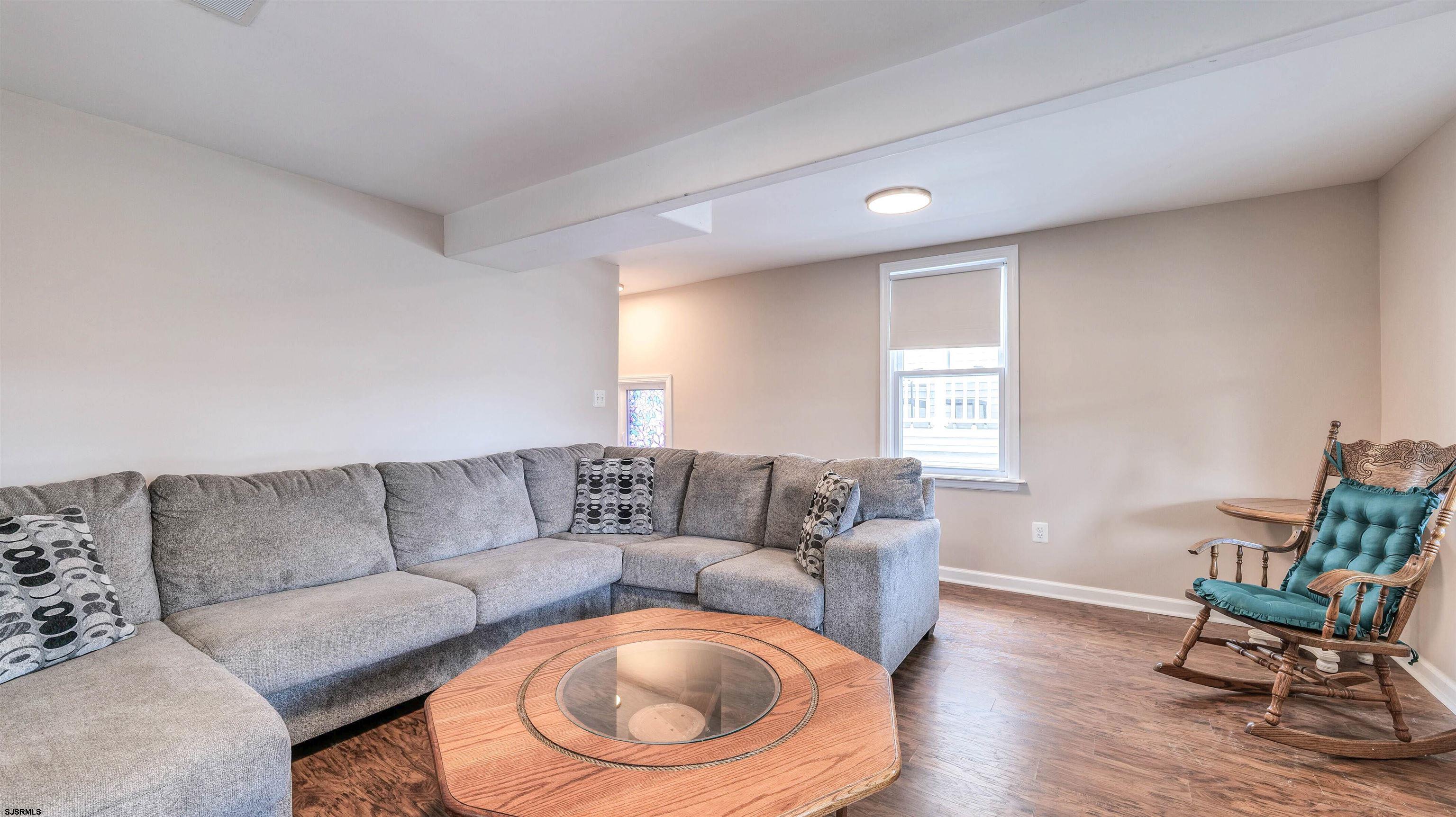 420 Central Ave Unit: 2