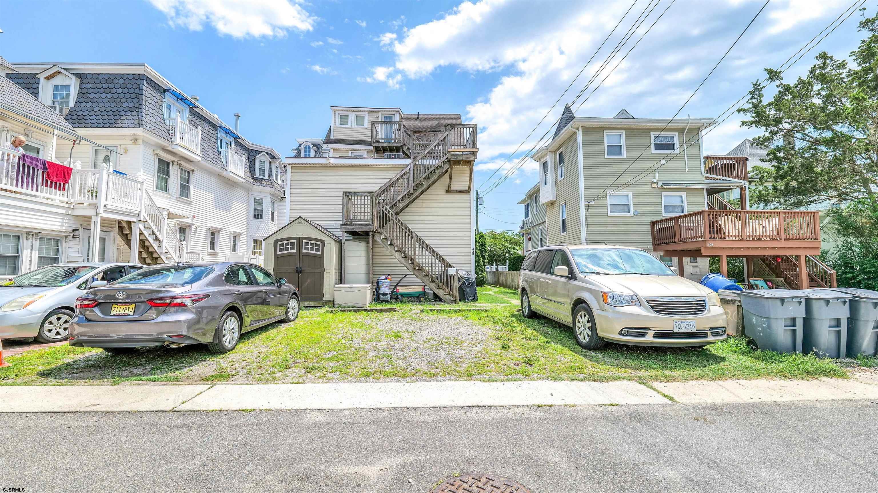 420 Central Ave Unit: 2