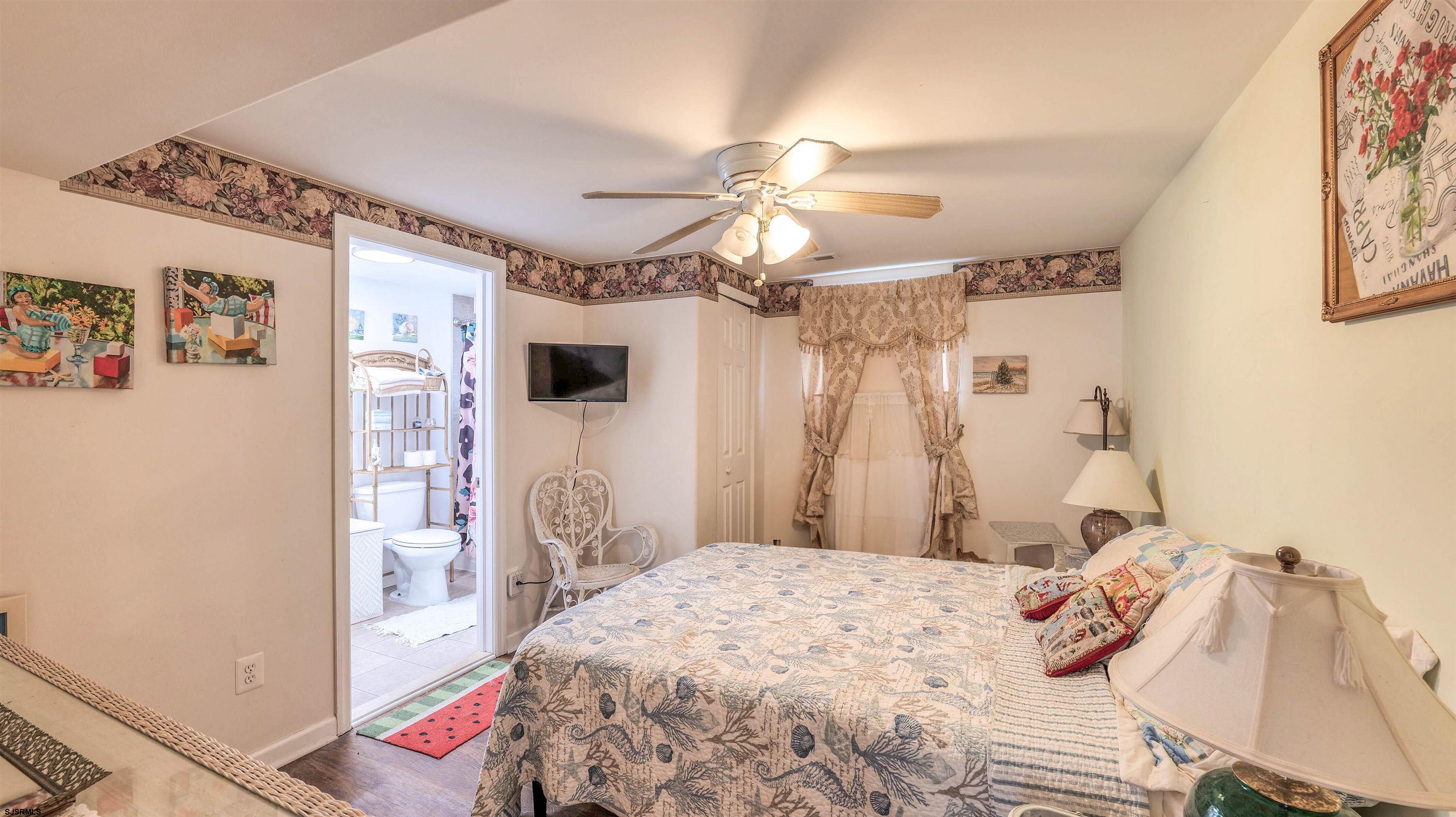 420 Central Ave Unit: 2