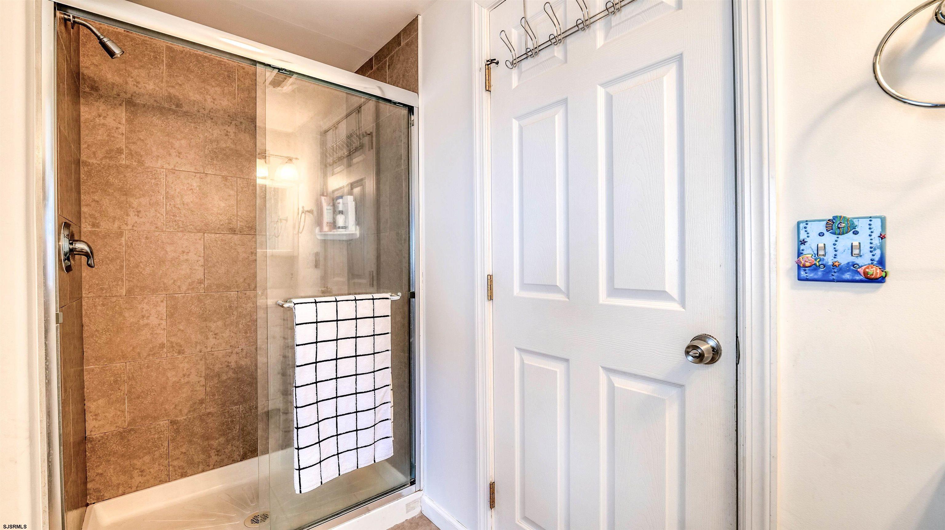 420 Central Ave Unit: 2