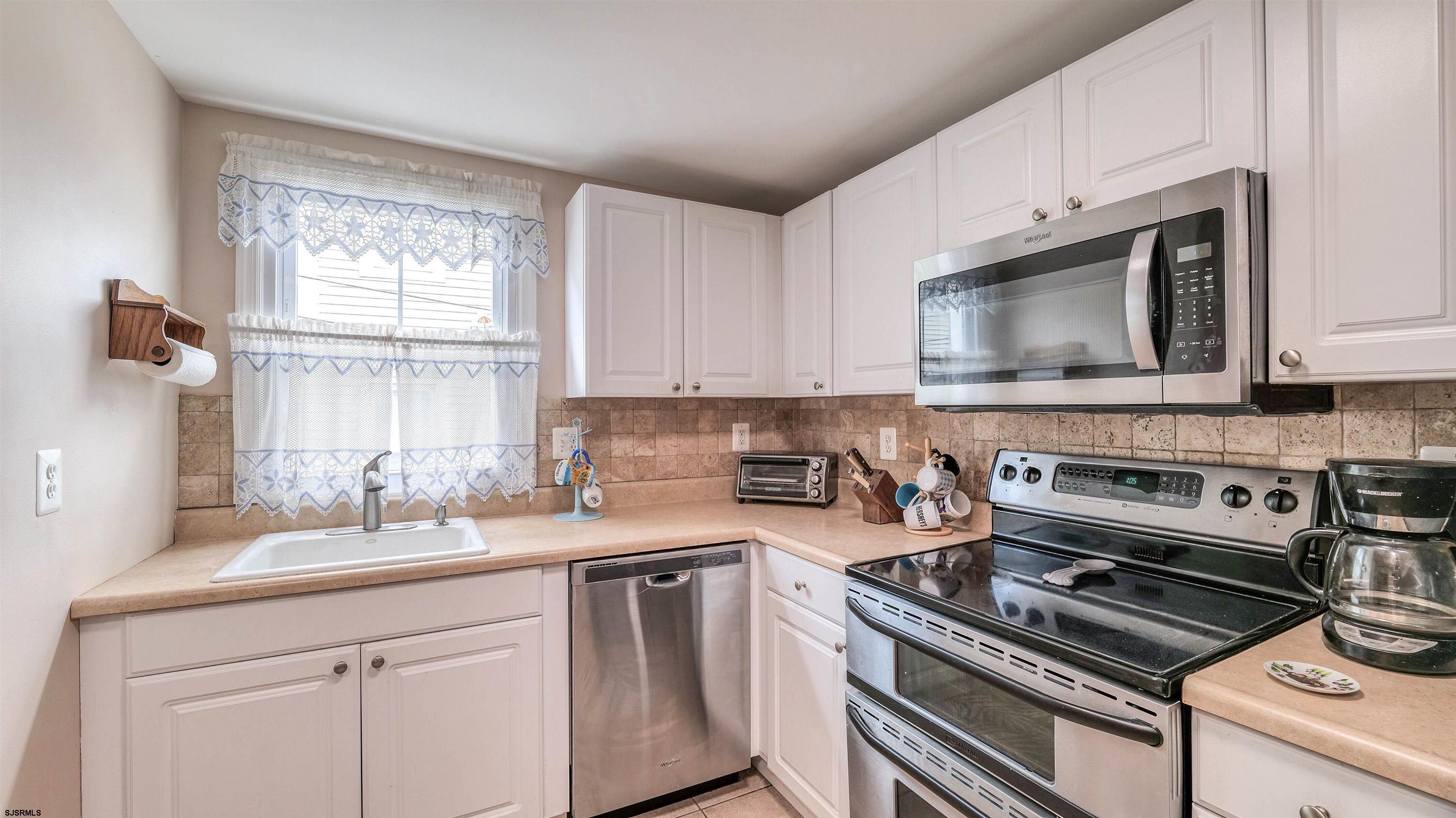 420 Central Ave Unit: 2