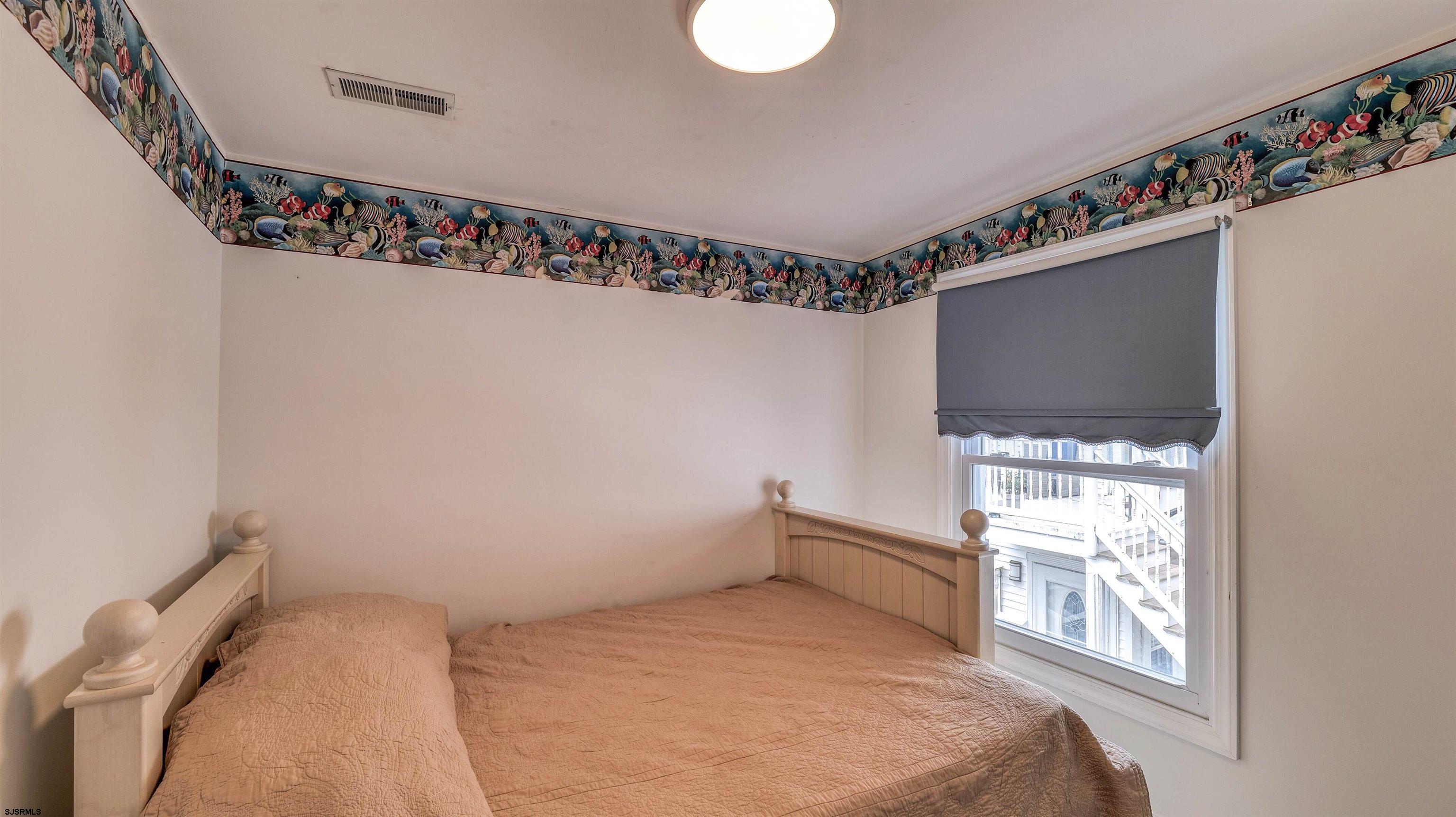 420 Central Ave Unit: 2