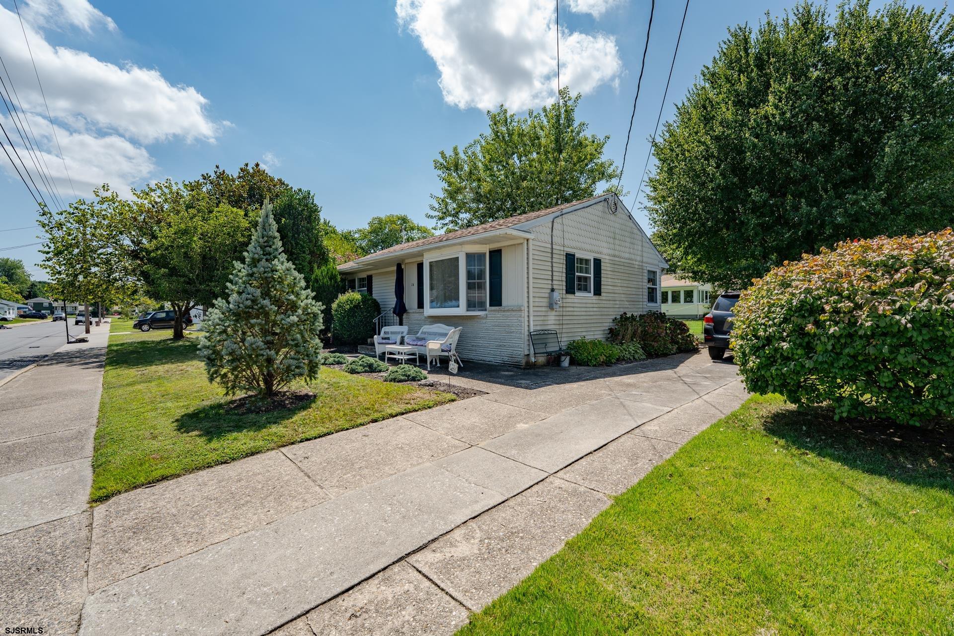 14 Merion Dr