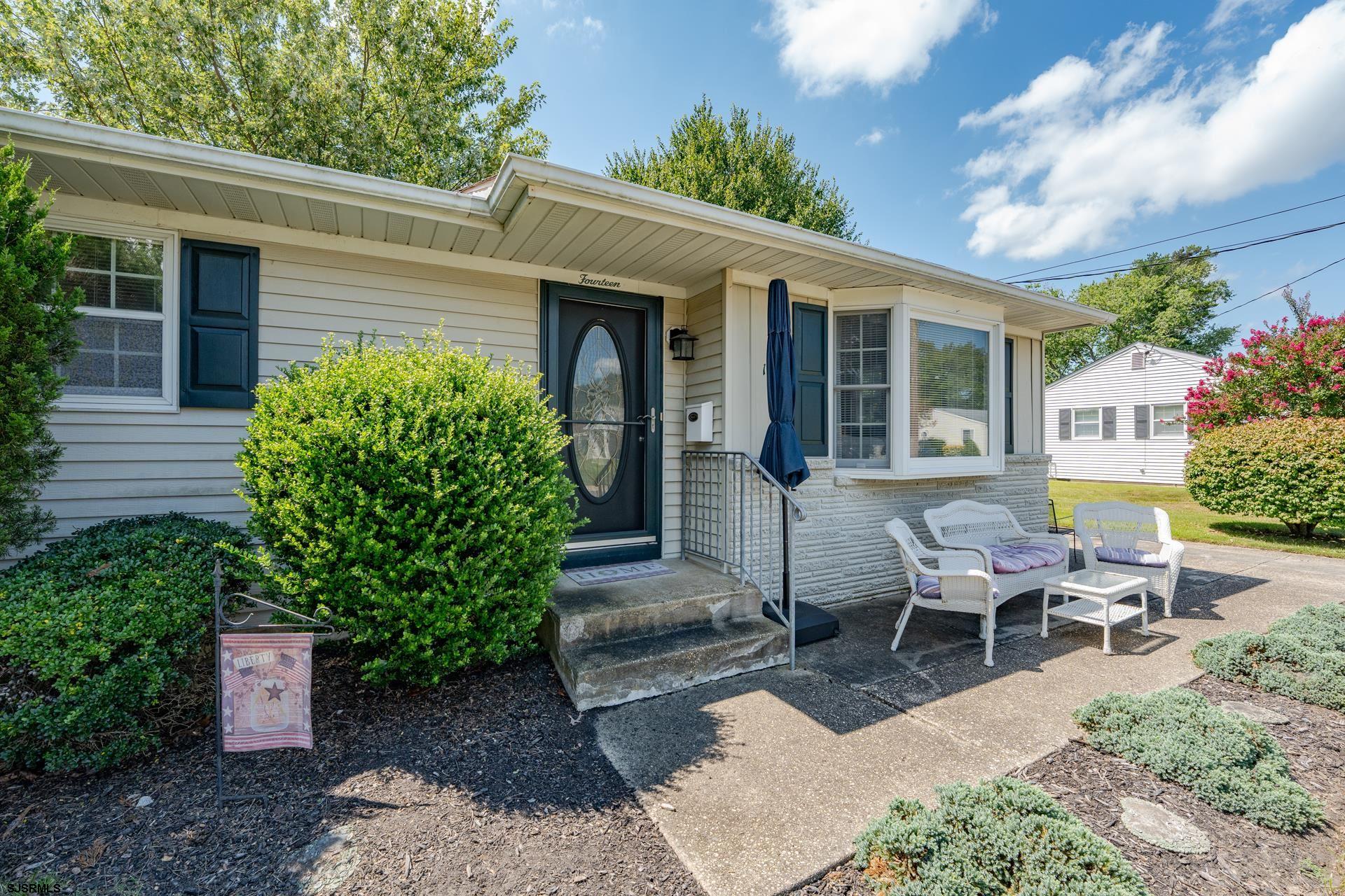 14 Merion Dr