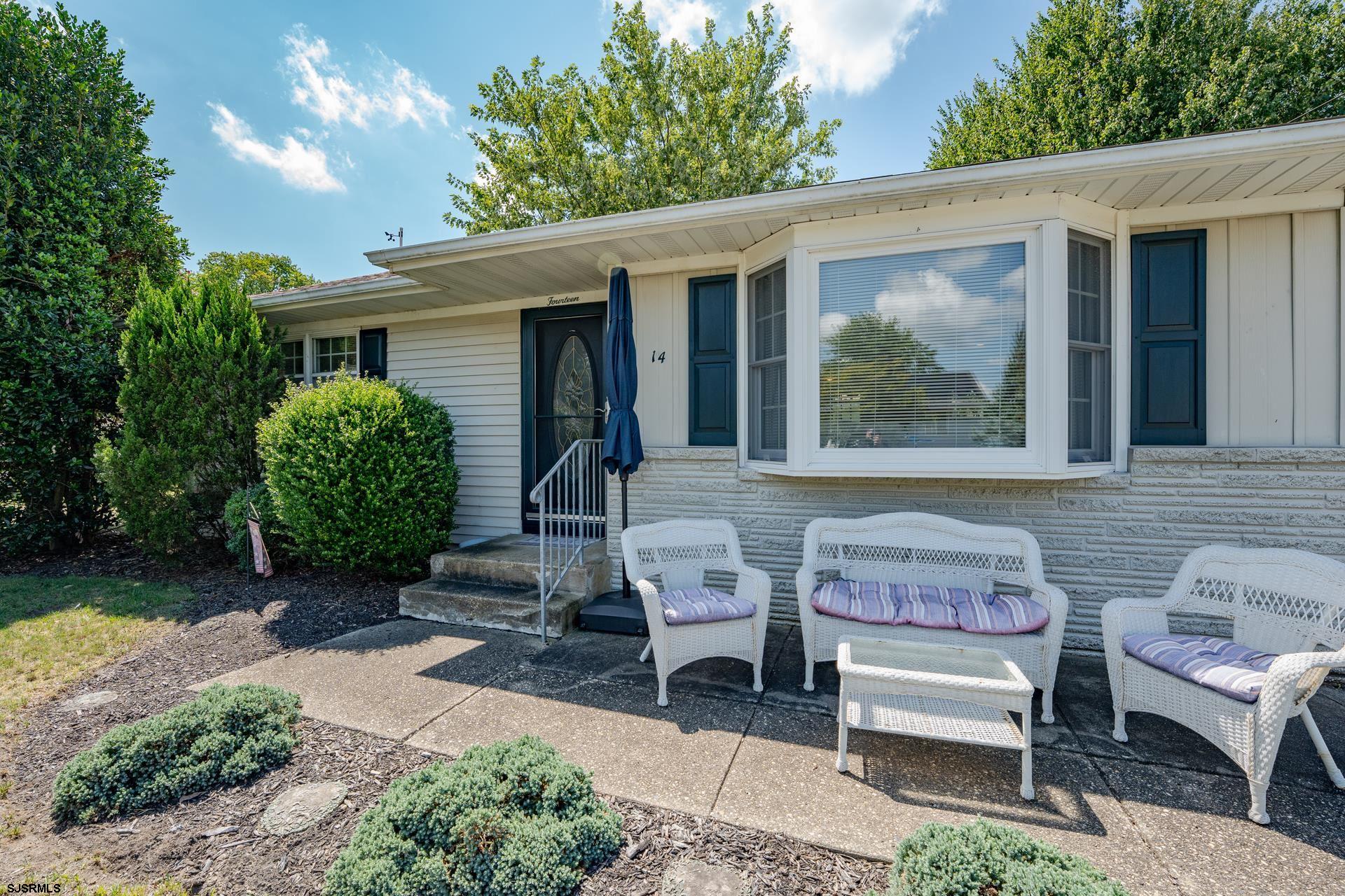 14 Merion Dr