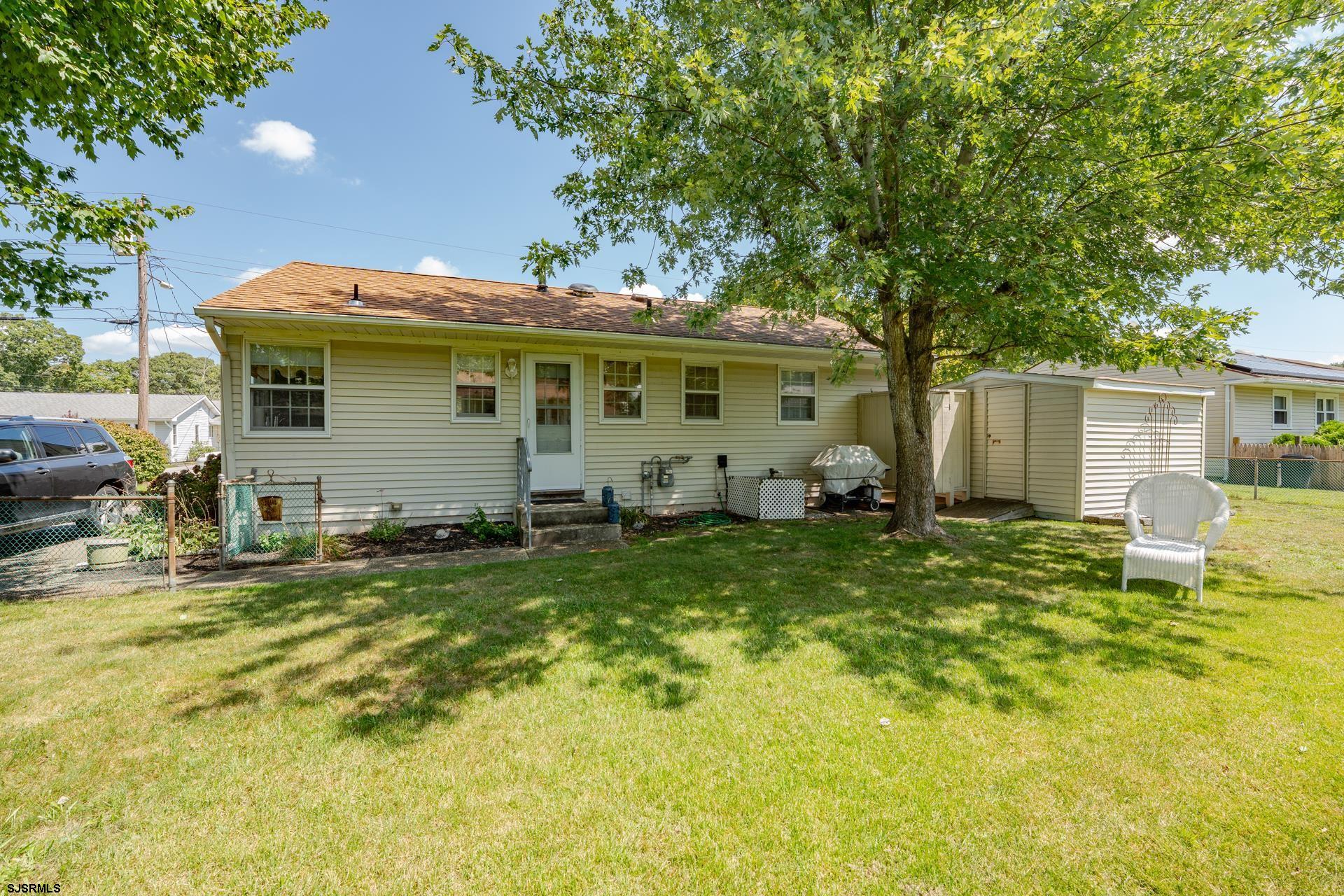 14 Merion Dr