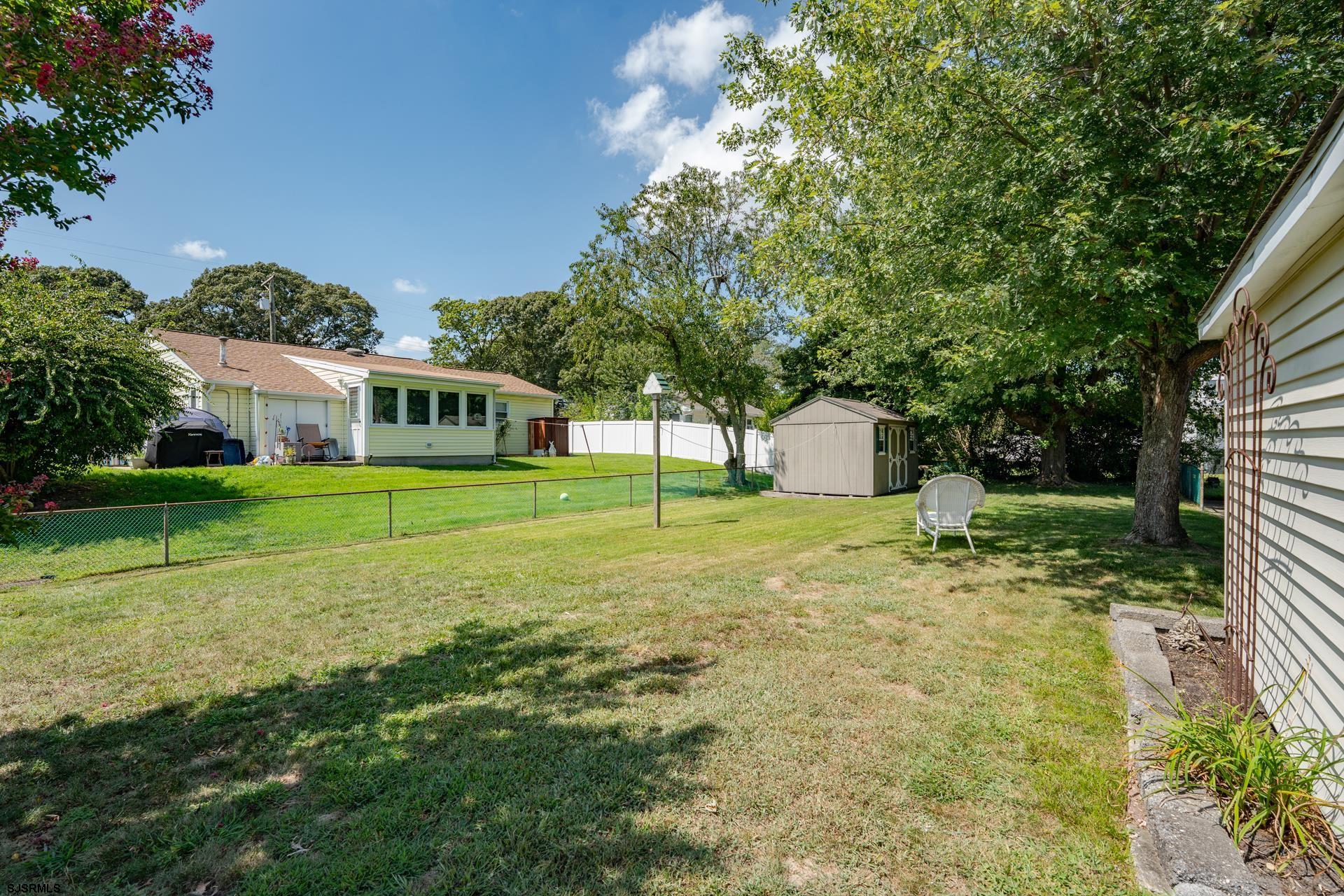 14 Merion Dr
