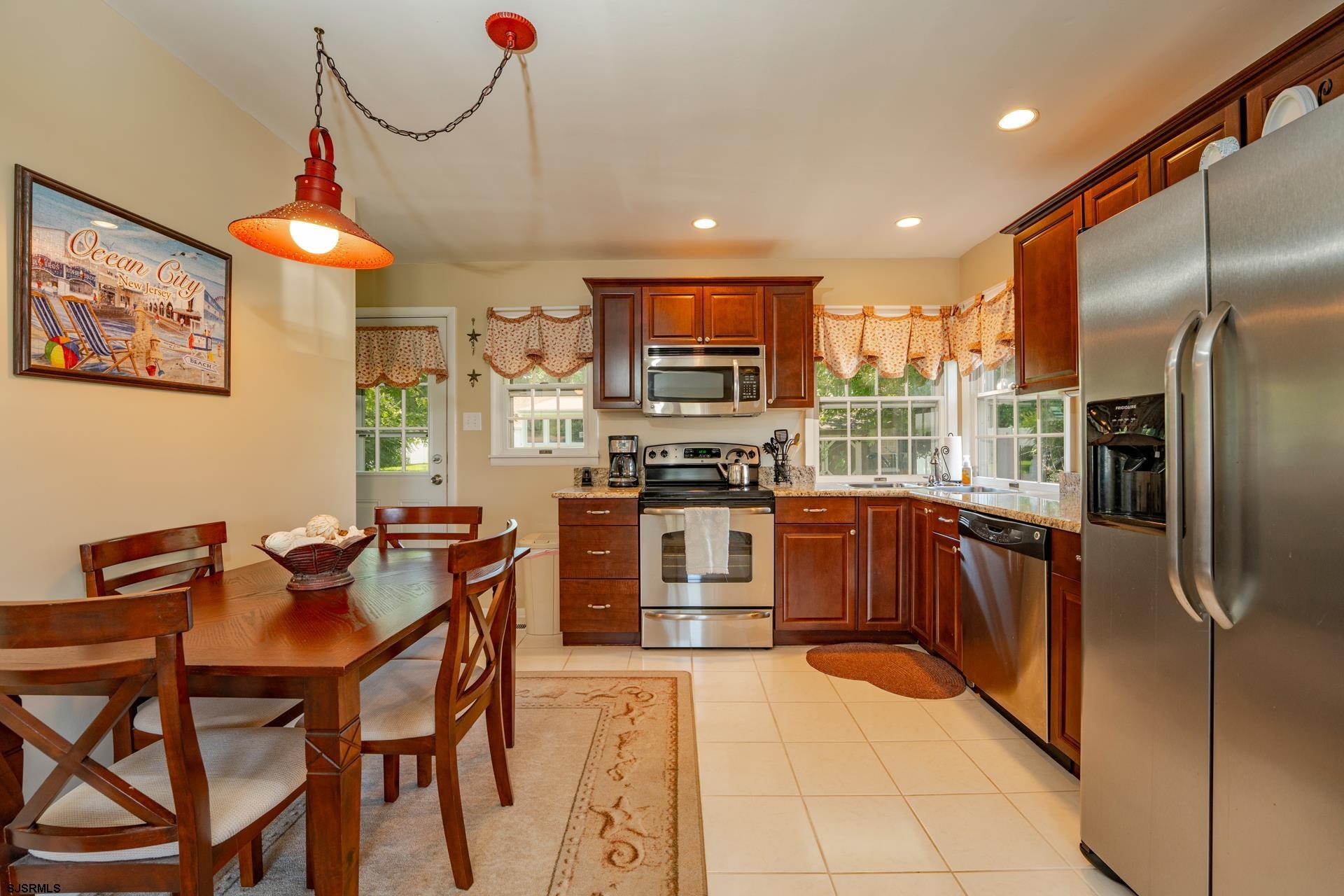14 Merion Dr