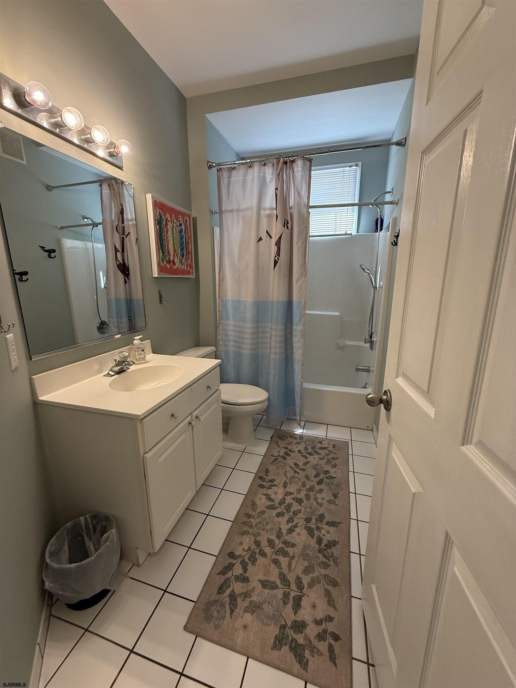 822 2nd Street Unit: 1