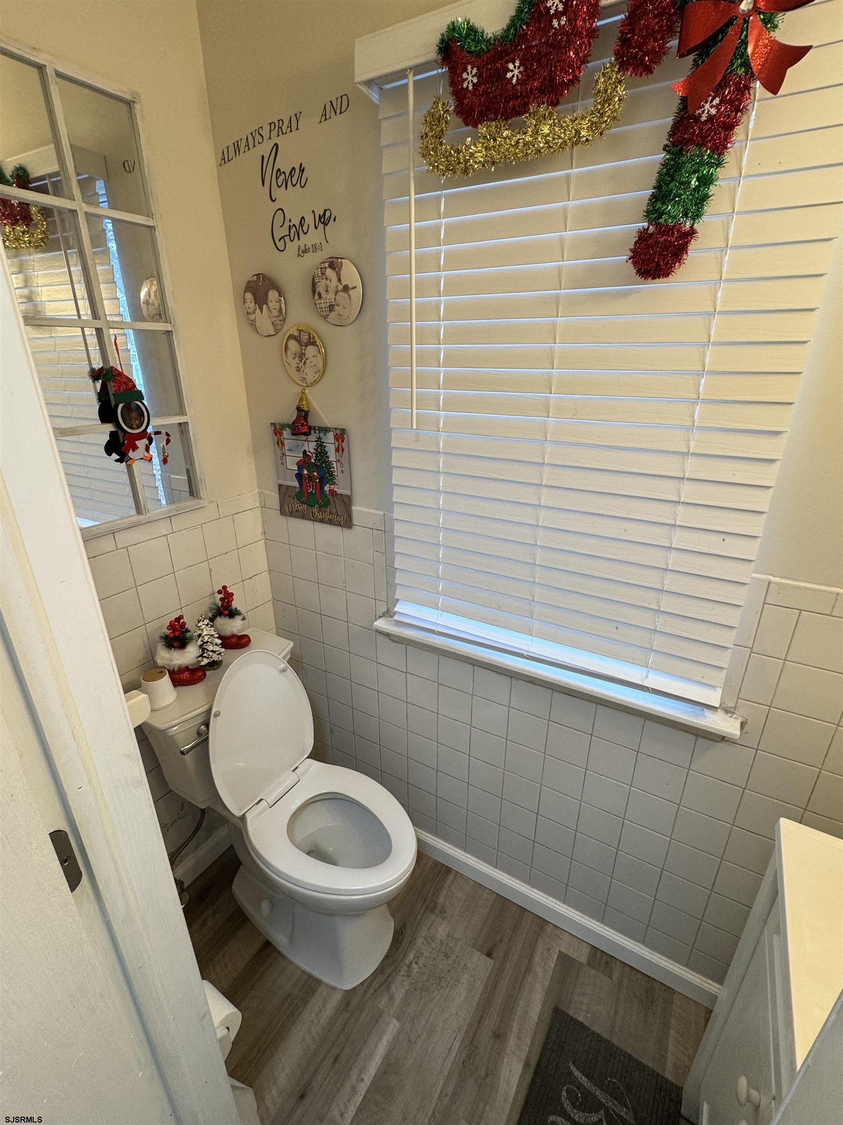 2818 Hawthorn Ct Unit: 2818 Hawthorn