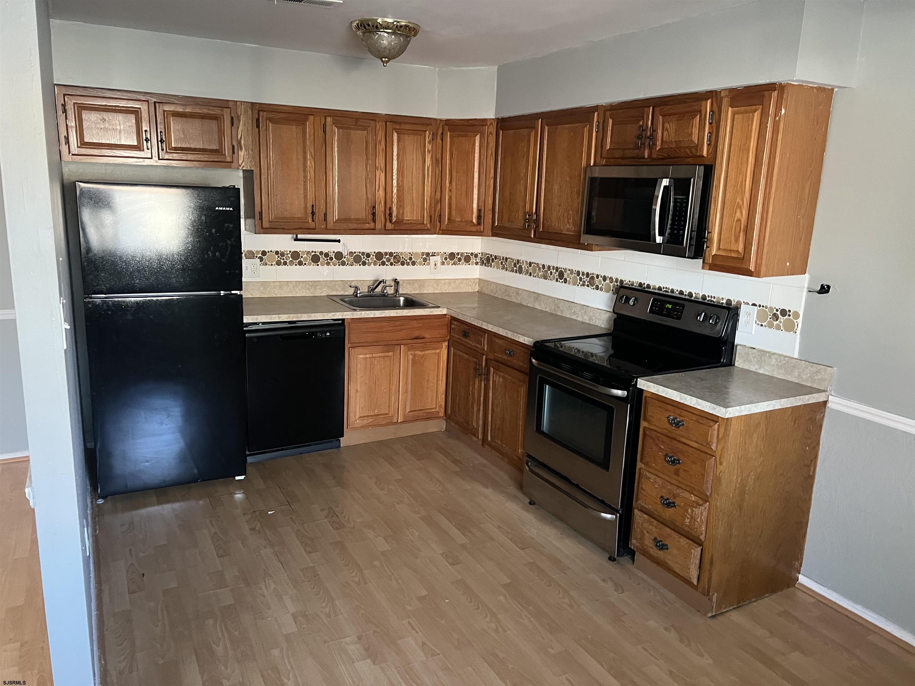 2614 Dogwood Unit: 48