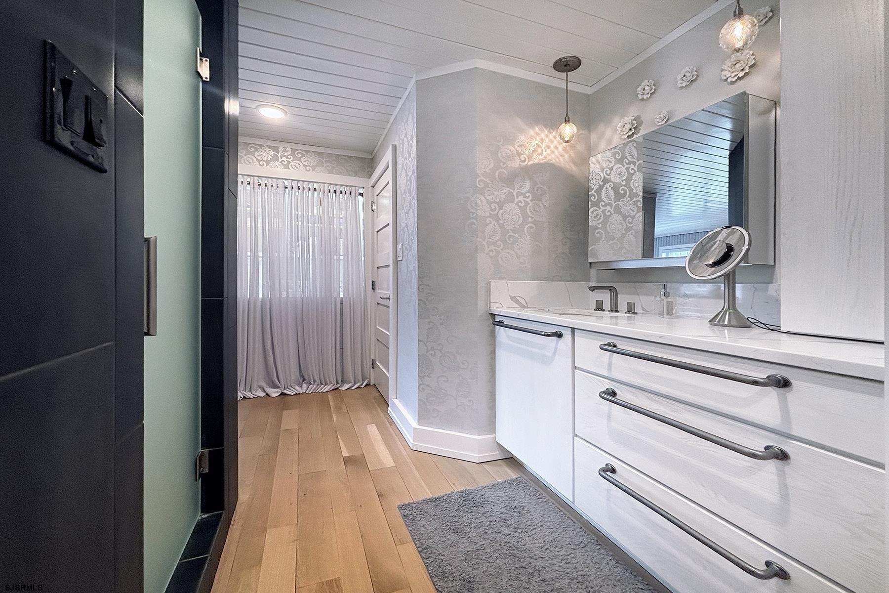 301 Harbour Cove Unit: 301