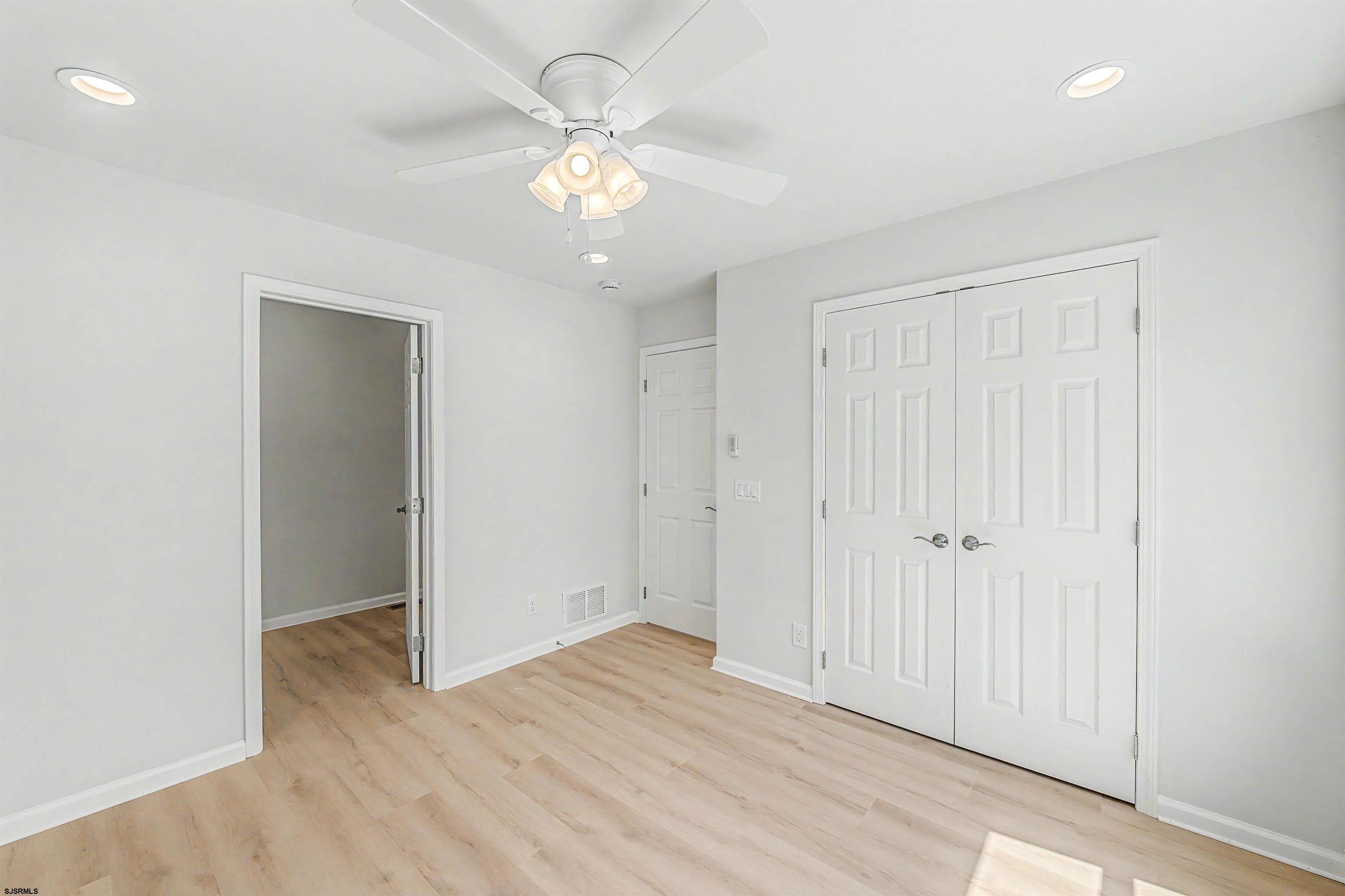 4011 Ridge Ave