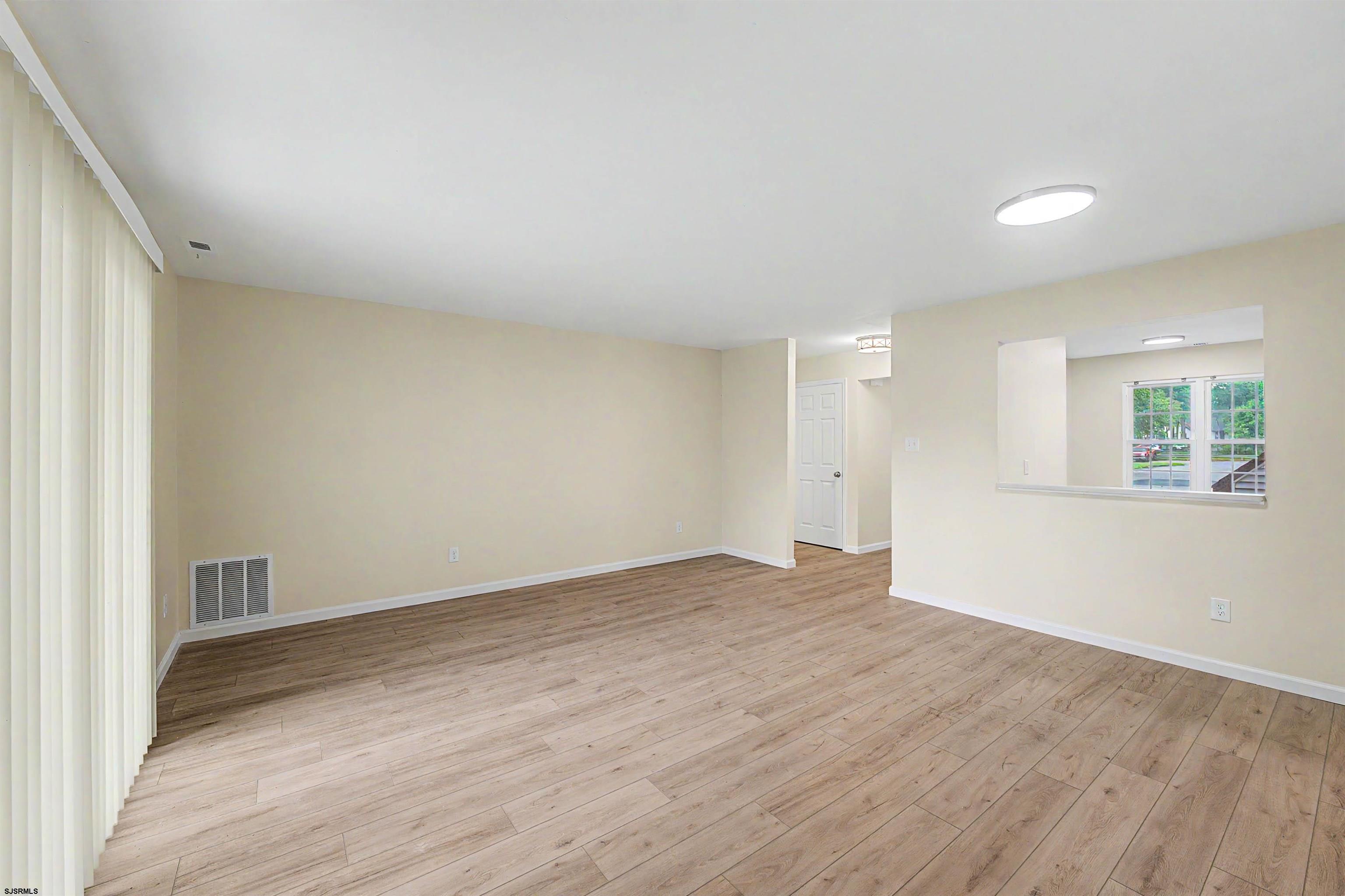 3211 Juniper Ct Unit: 3211