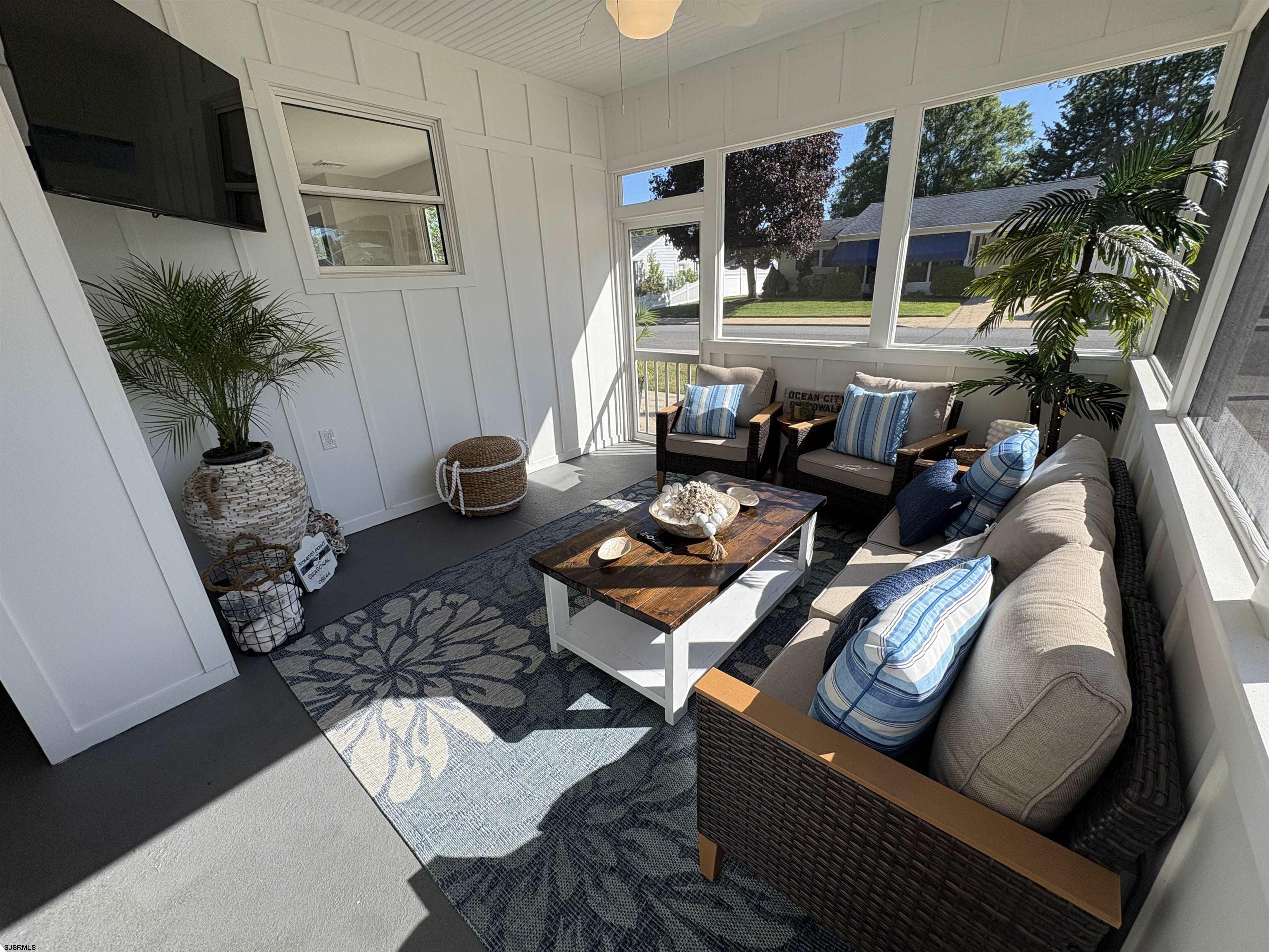 12 Merion Dr
