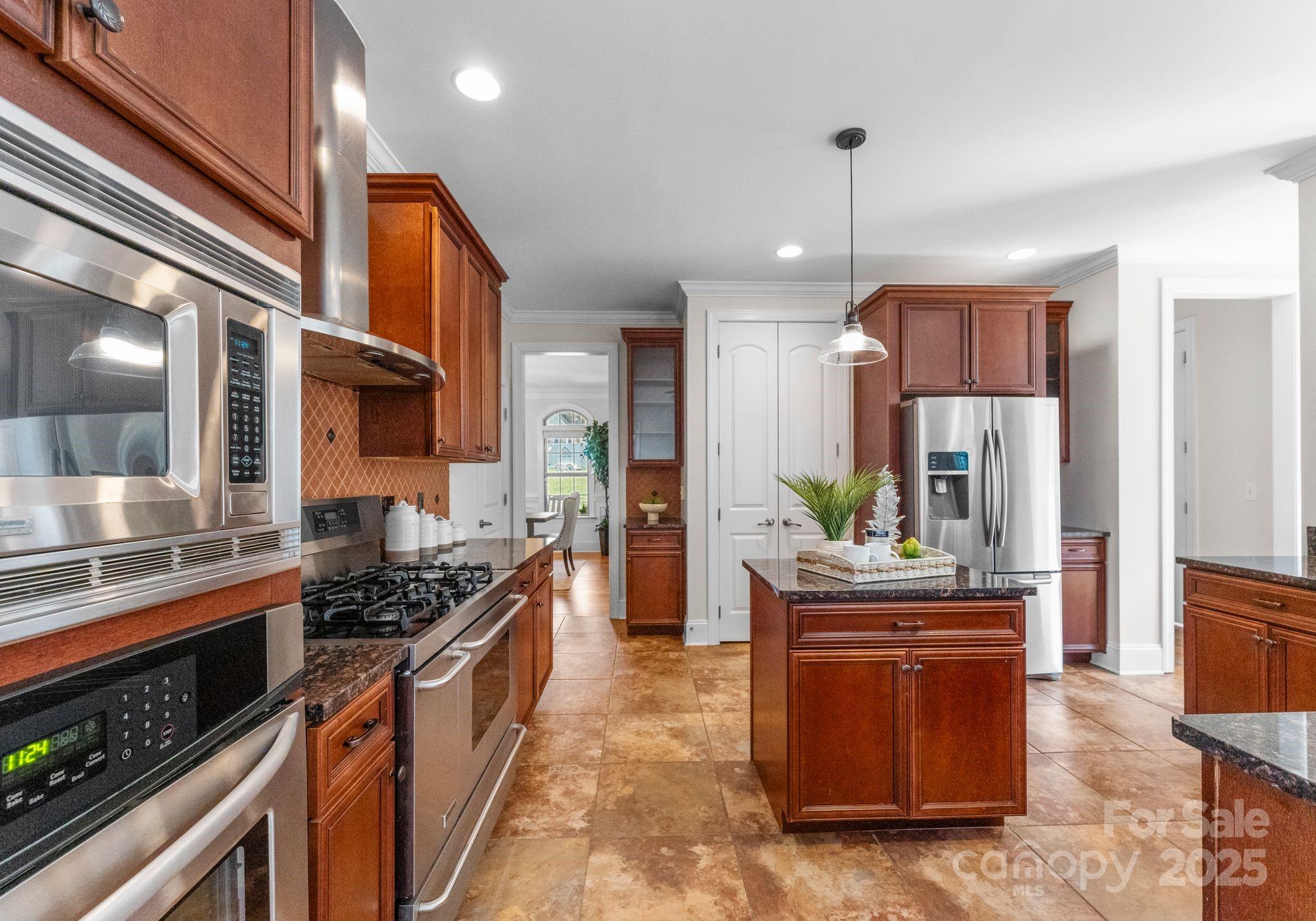 160 Northington Woods Drive