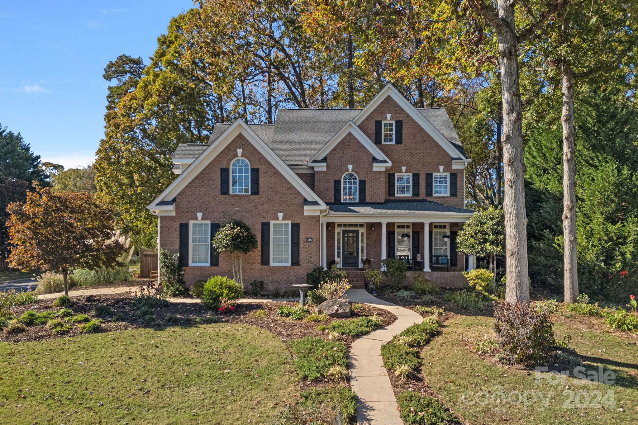 125 Pebble Brook Lane
