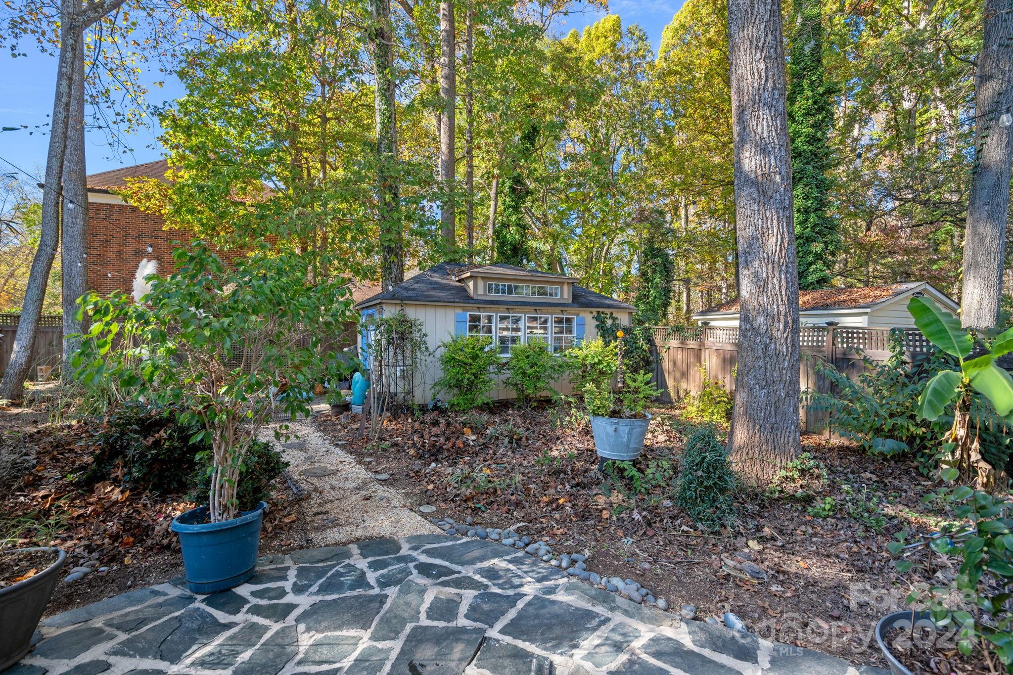 125 Pebble Brook Lane