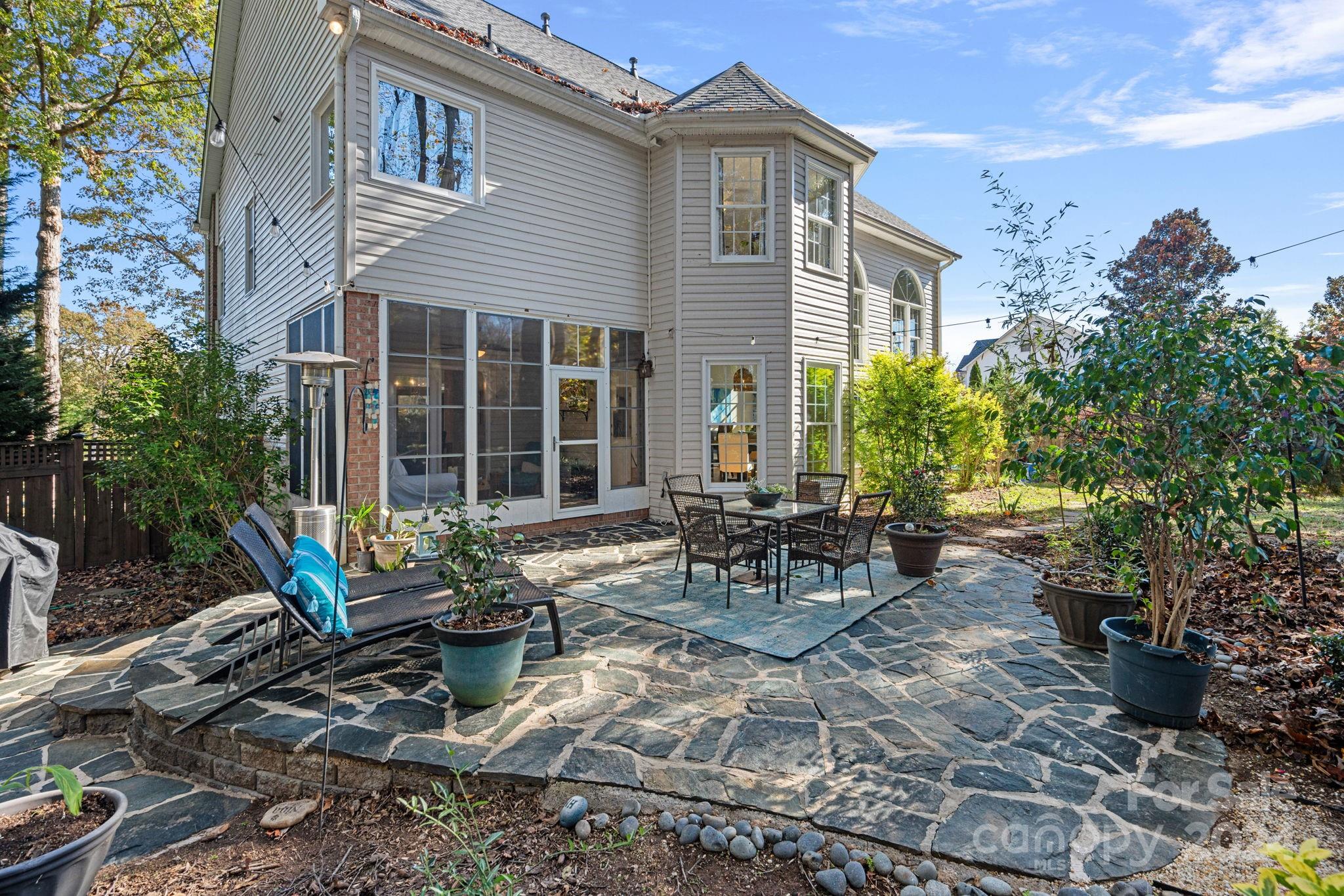 125 Pebble Brook Lane