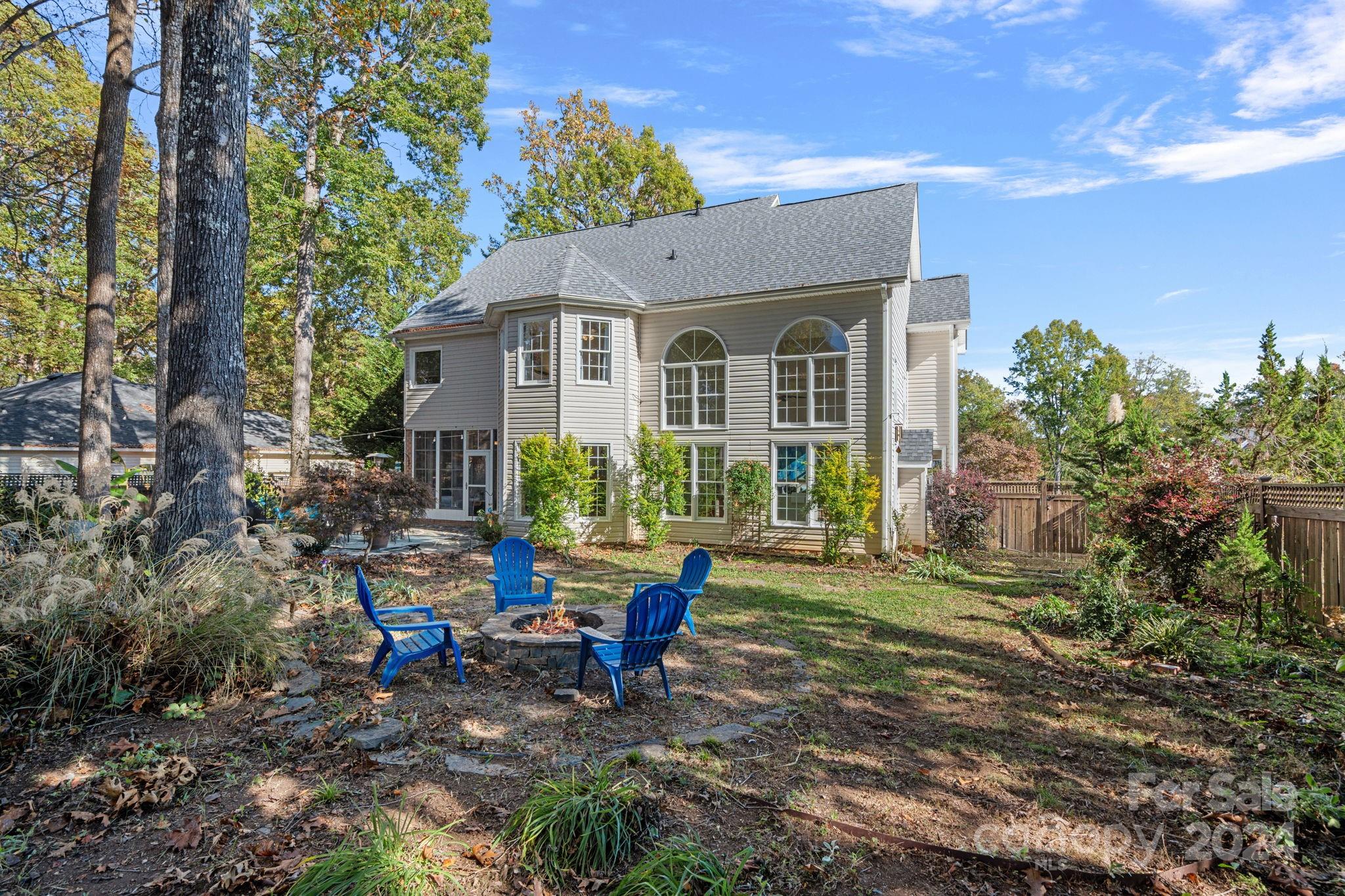 125 Pebble Brook Lane