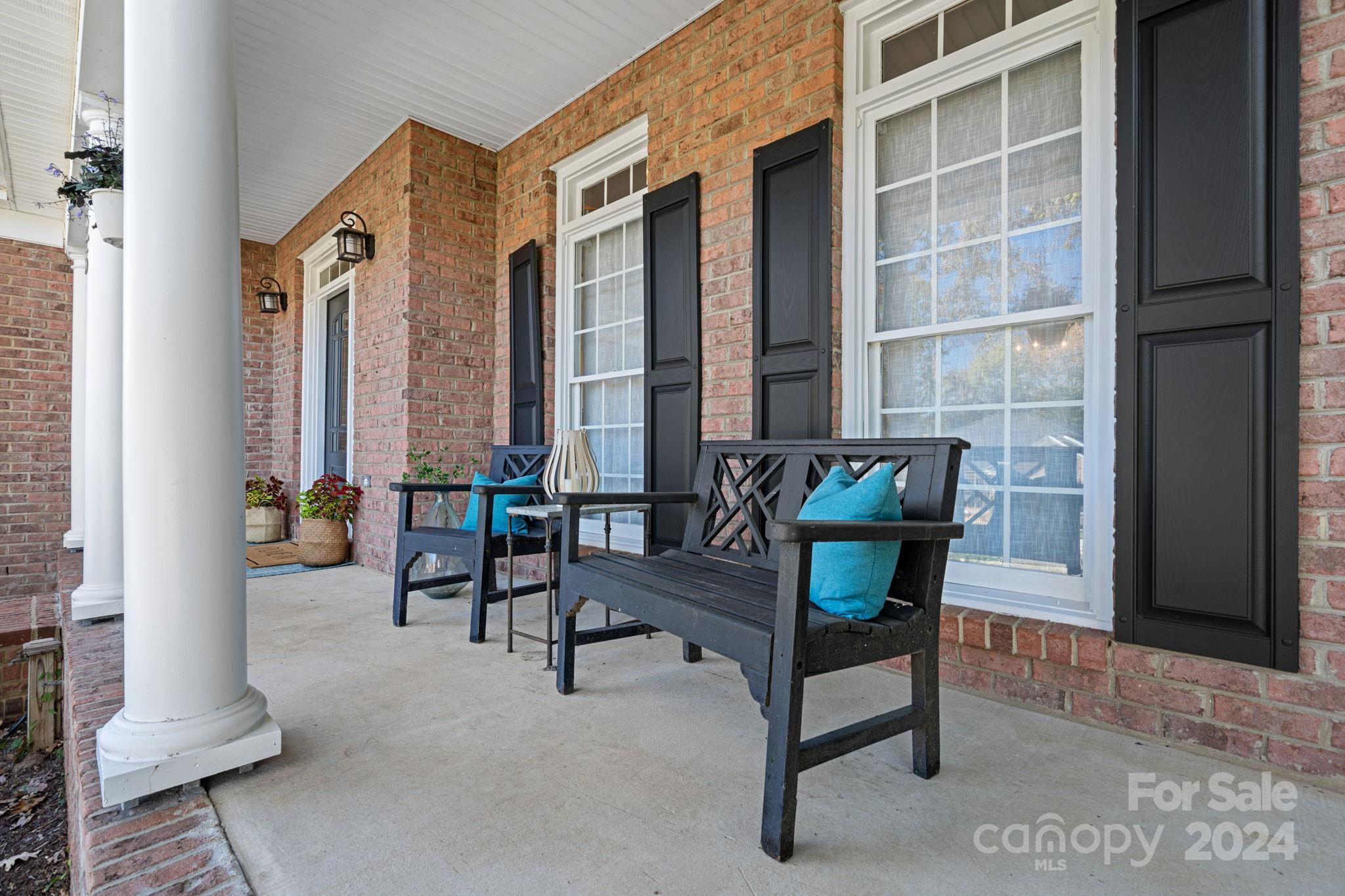 125 Pebble Brook Lane