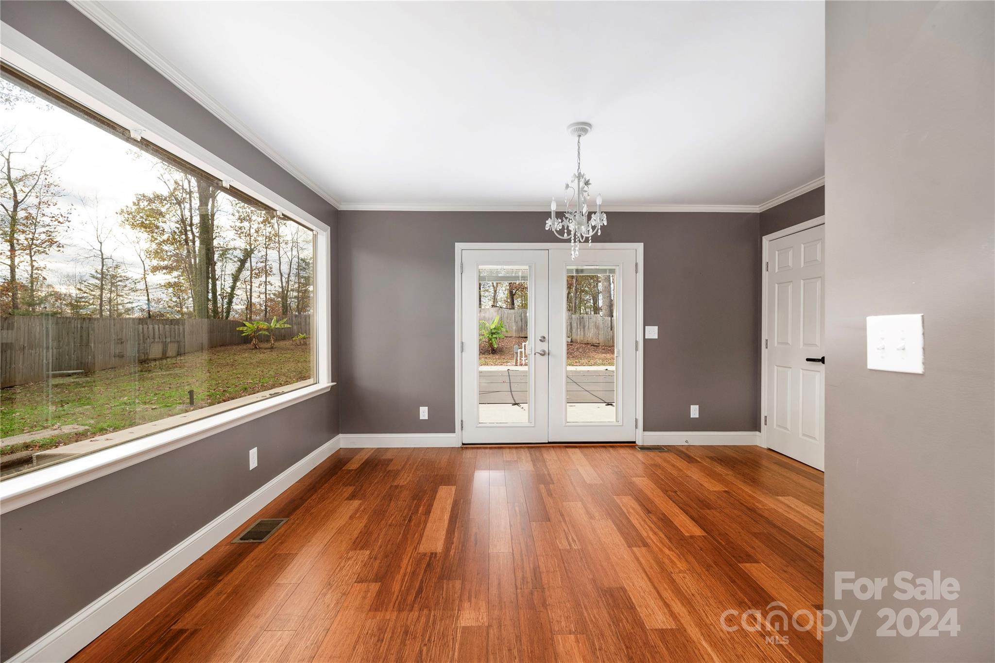 186/188 Bellwood Loop