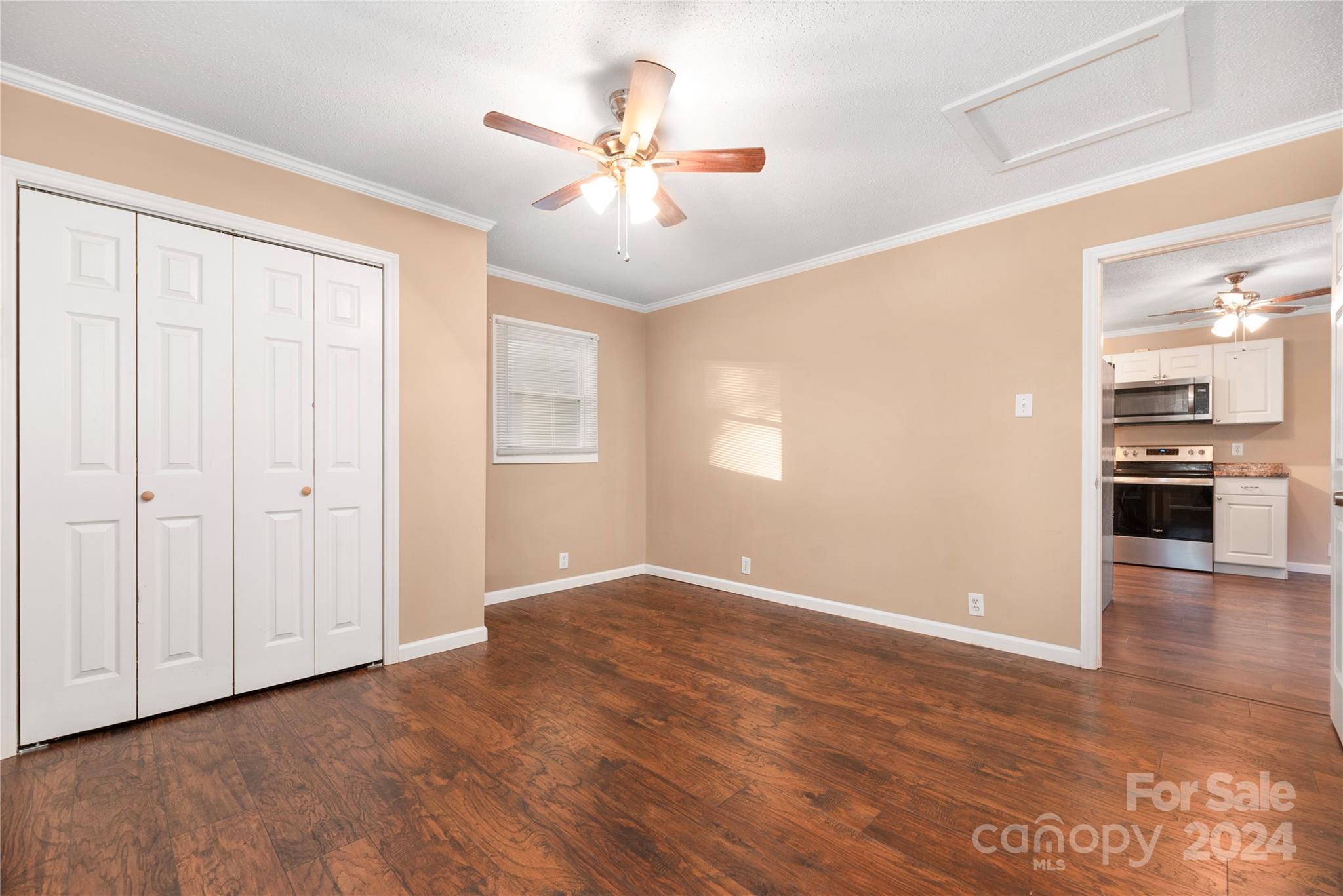 186/188 Bellwood Loop