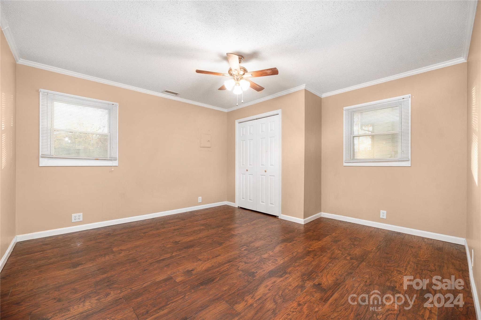 186/188 Bellwood Loop
