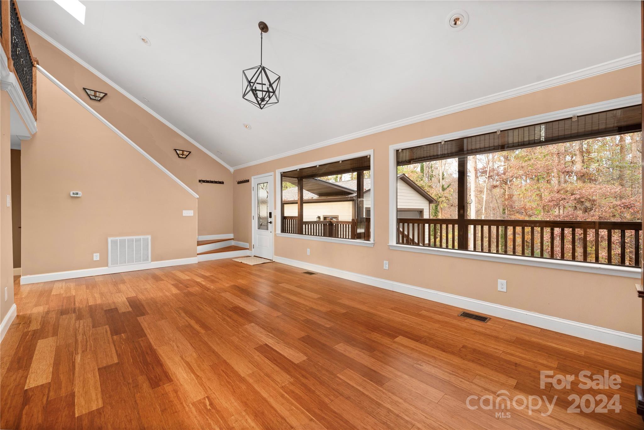 186/188 Bellwood Loop
