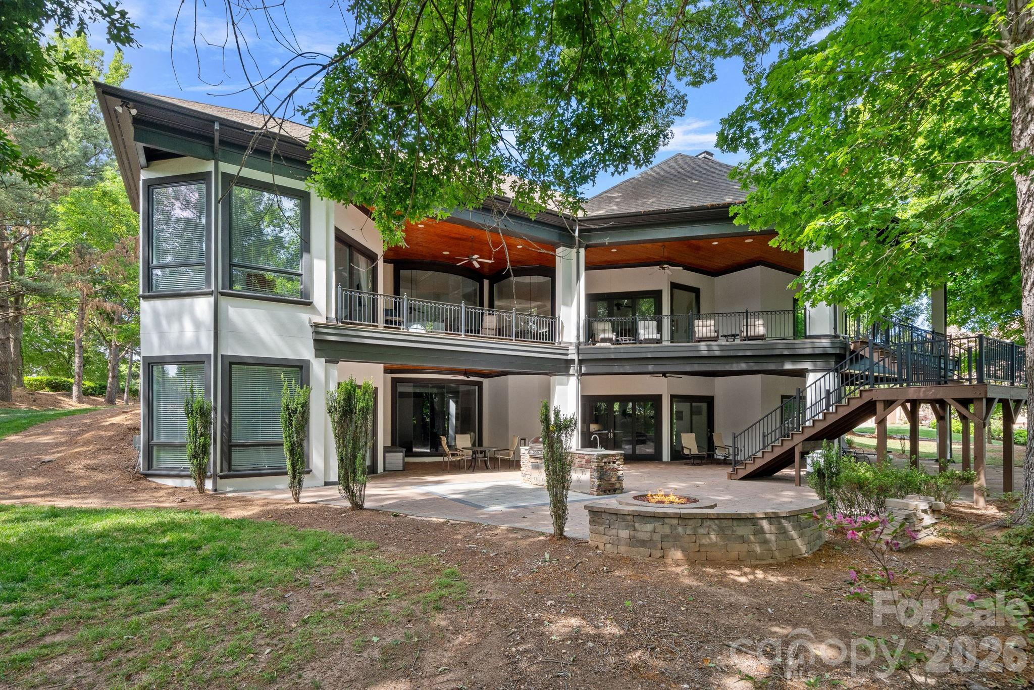 106 Lightship Drive