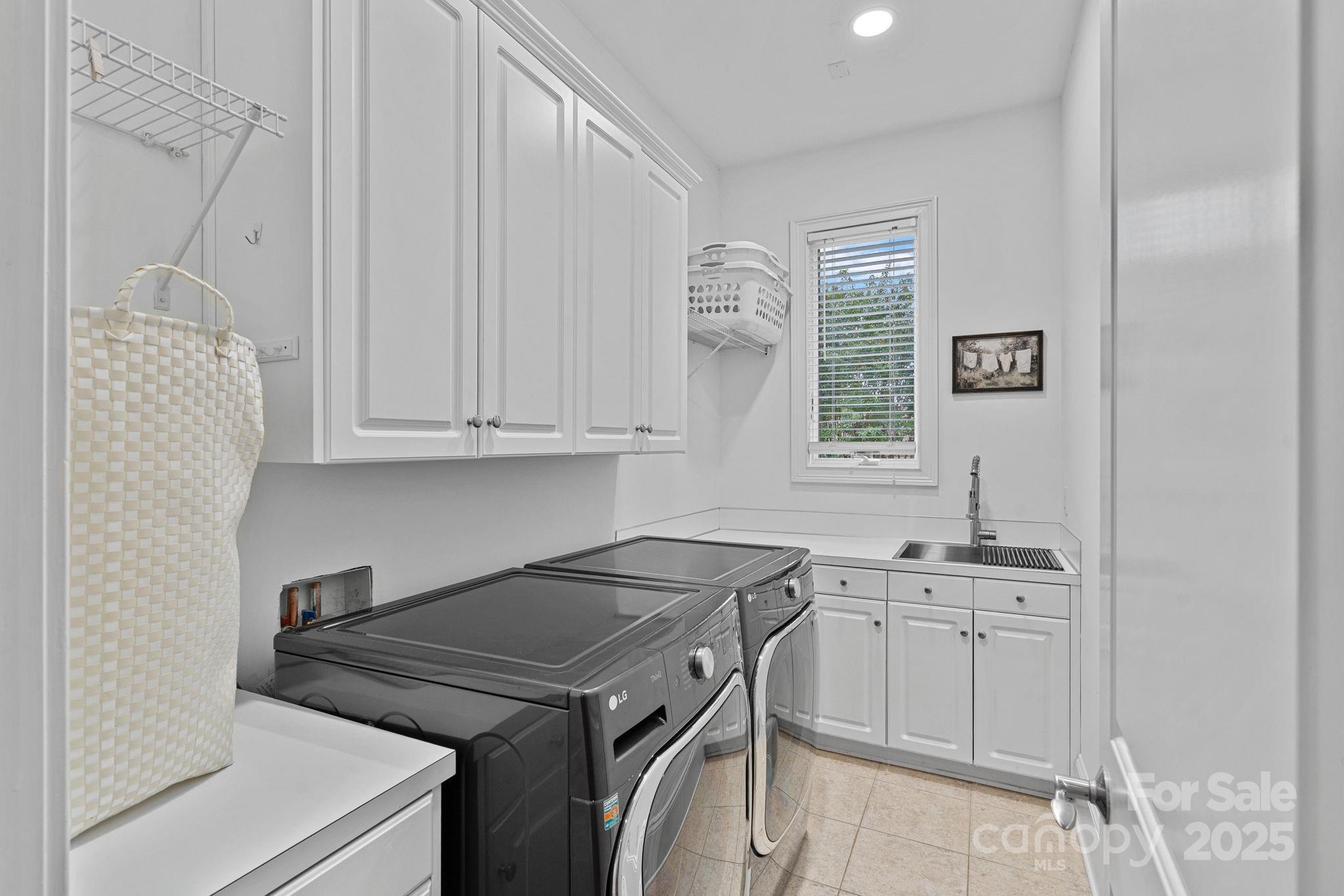 106 Lightship Drive