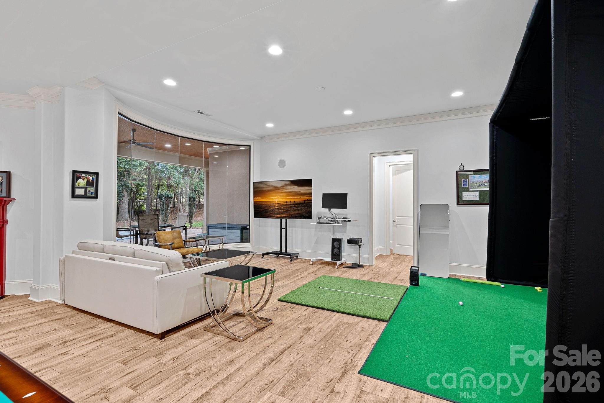 106 Lightship Drive