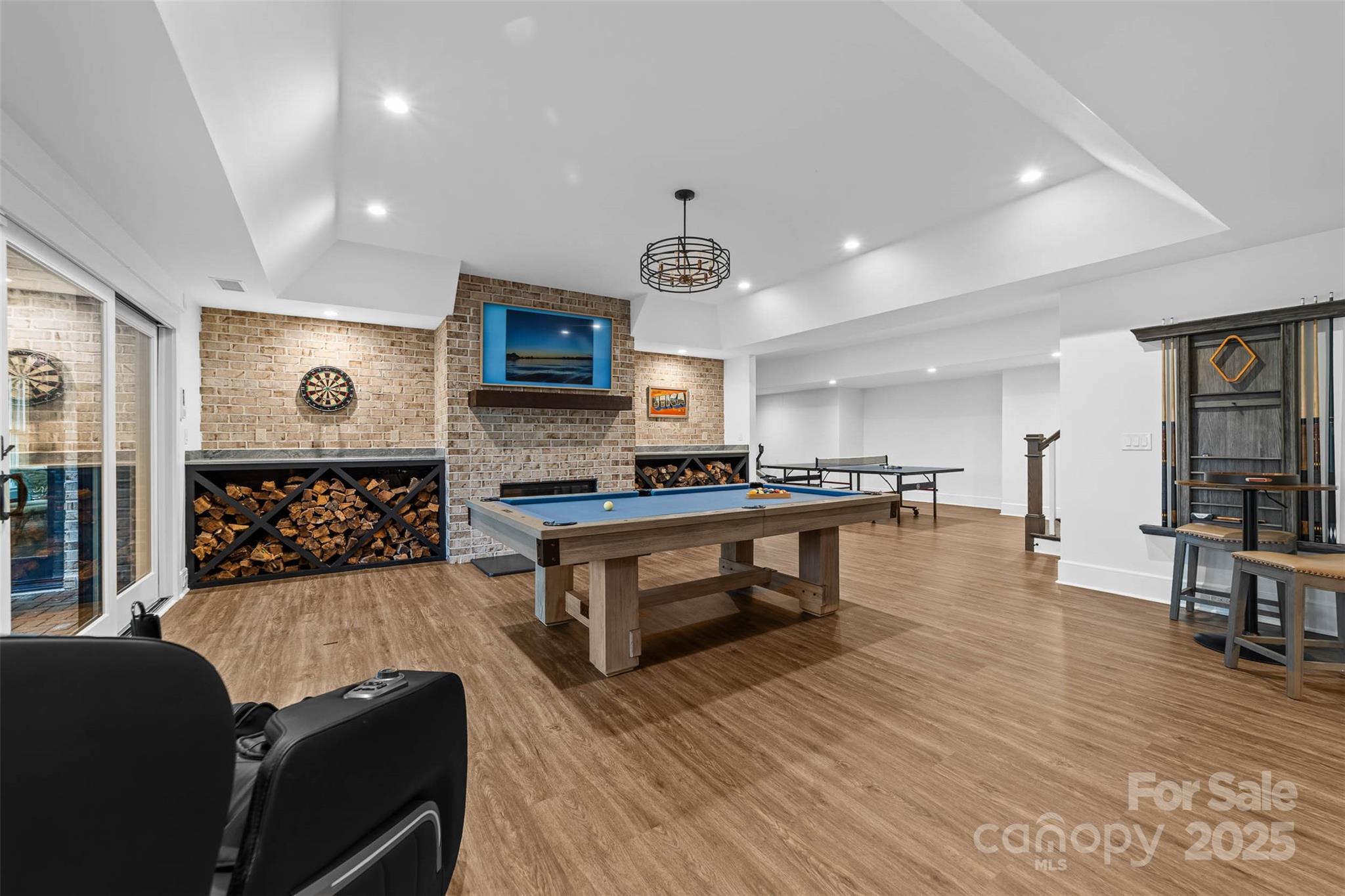 4554 Ina Lane