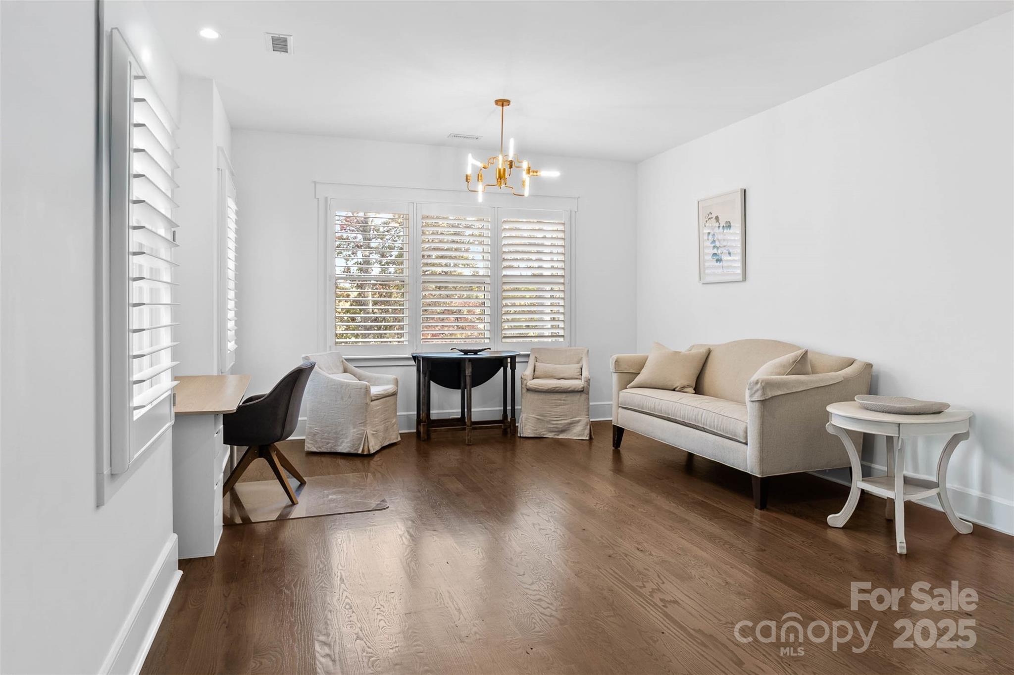 4554 Ina Lane