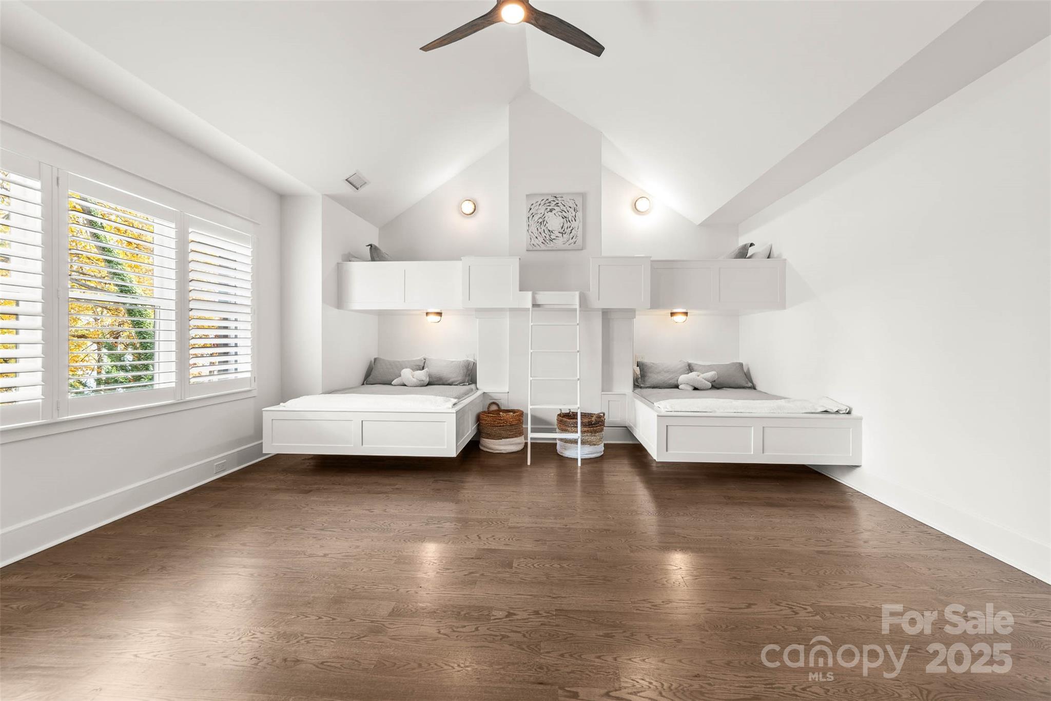 4554 Ina Lane