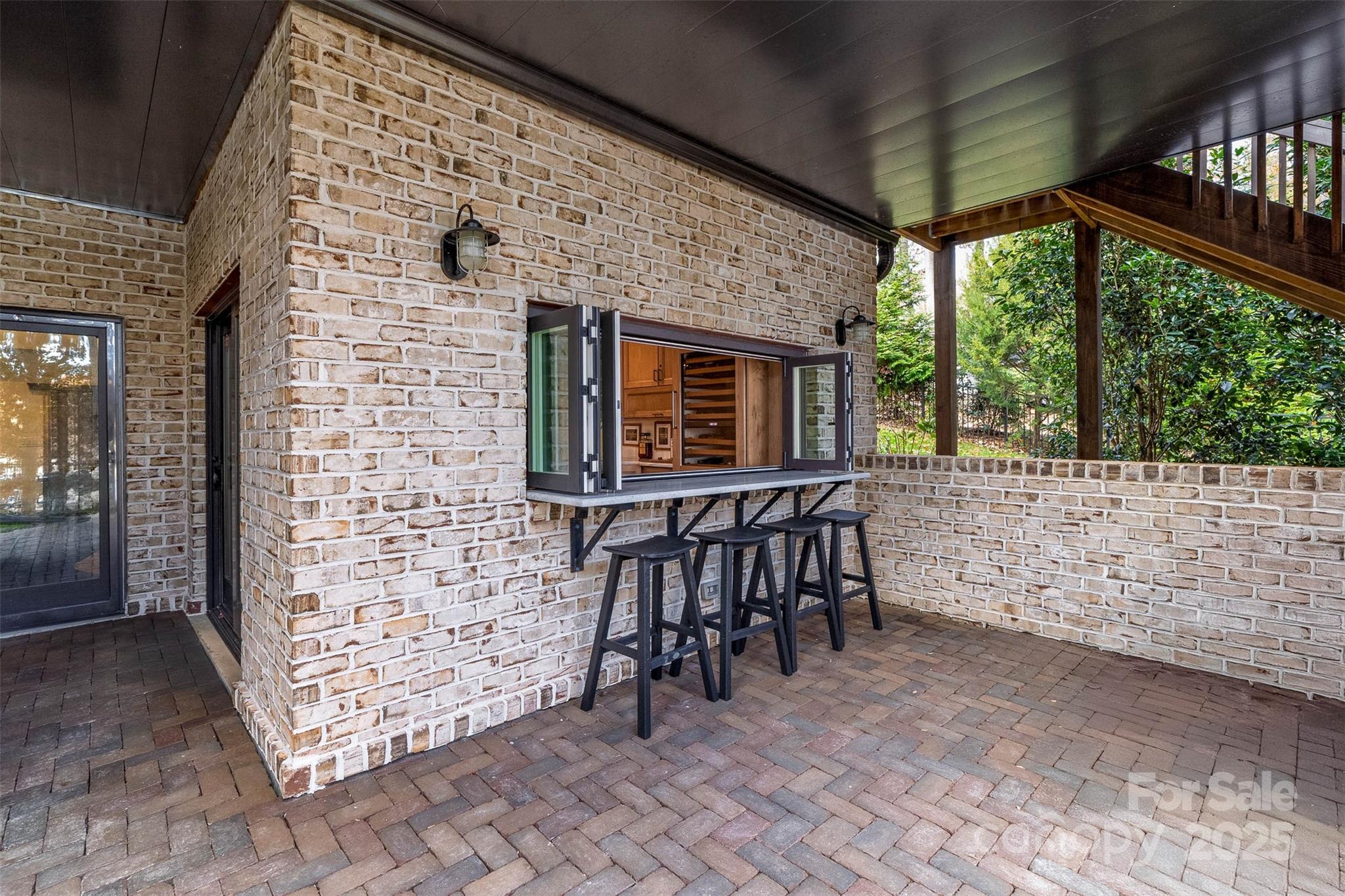 4554 Ina Lane