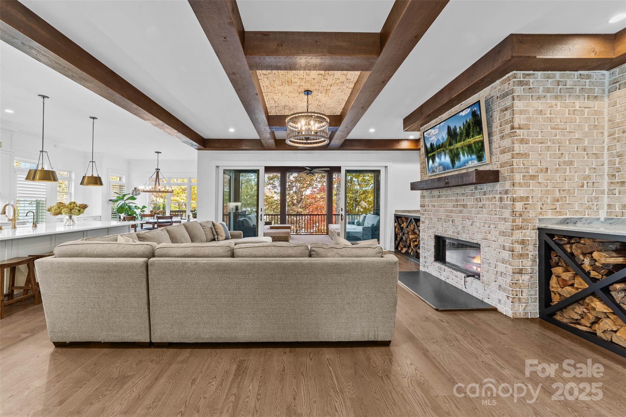 4554 Ina Lane