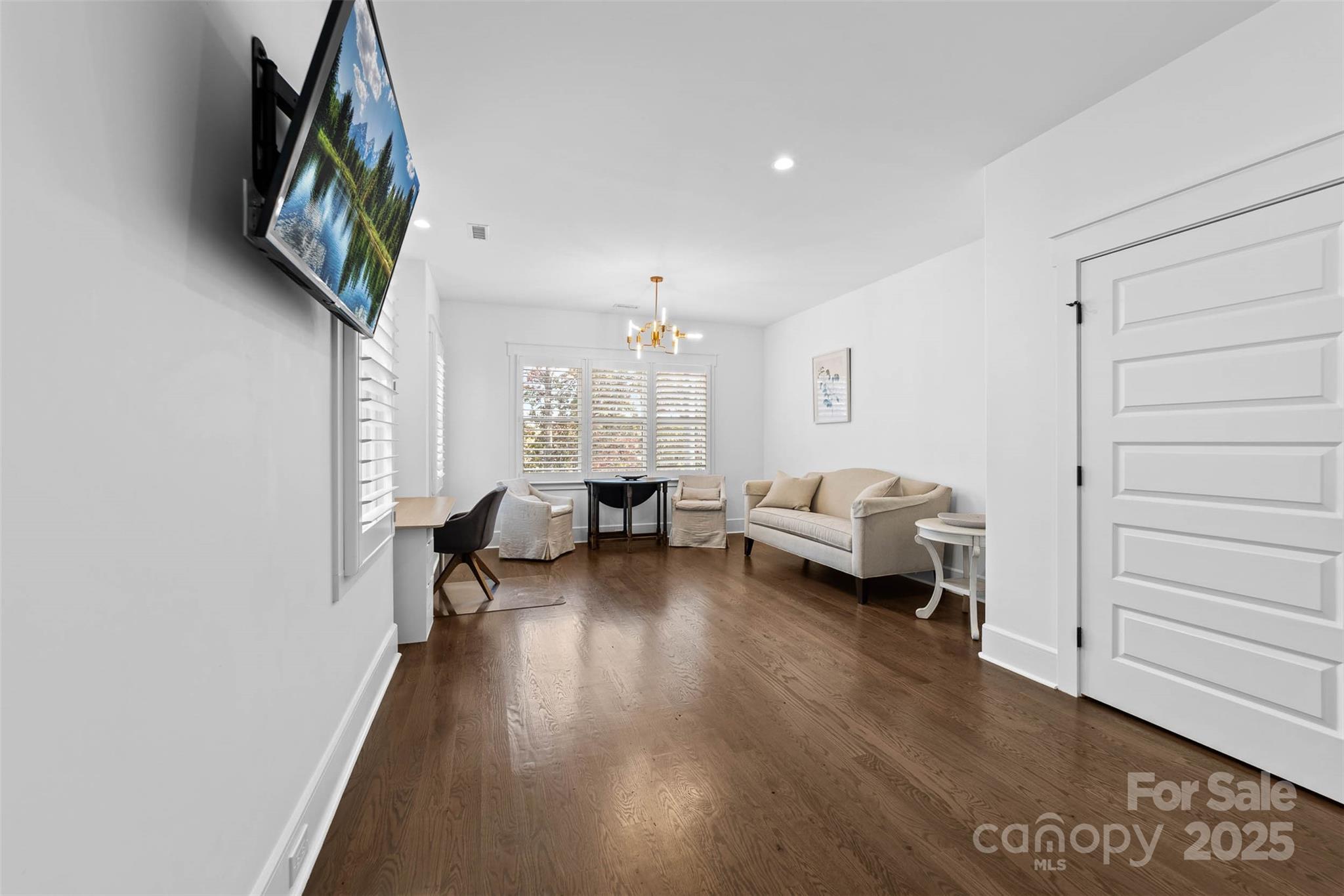 4554 Ina Lane