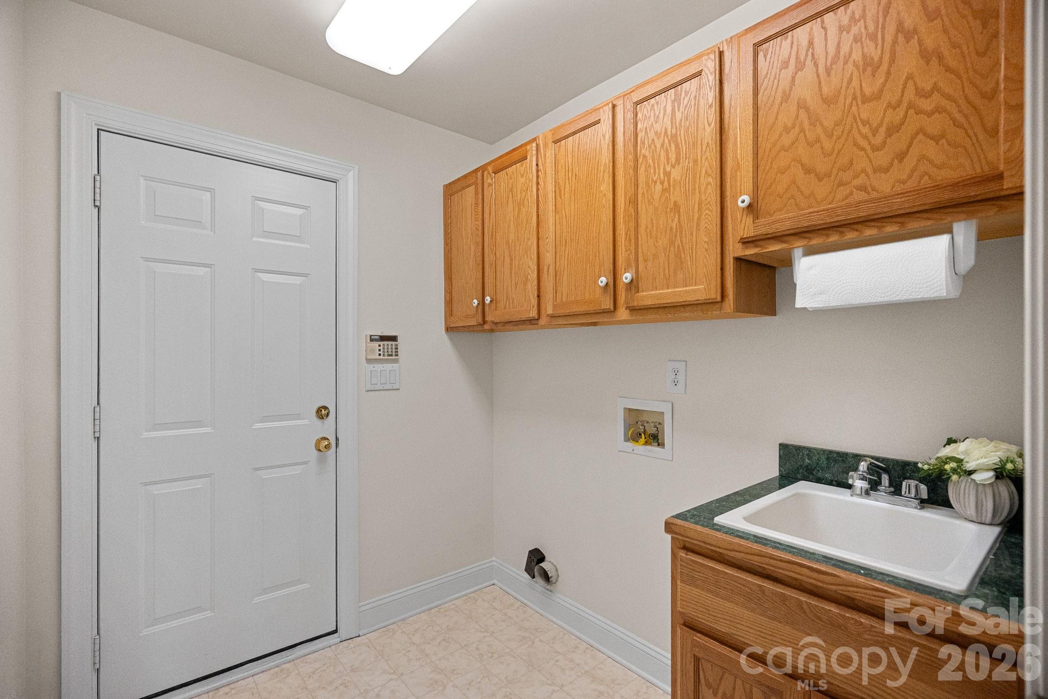 124 Hunter Spring Lane