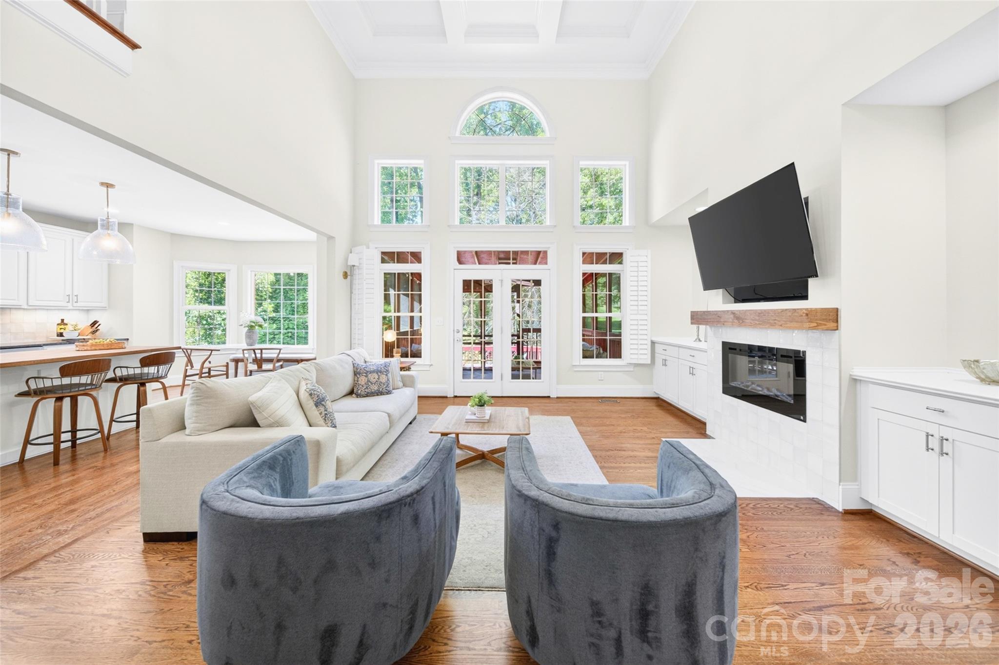 144 English Ivy Lane