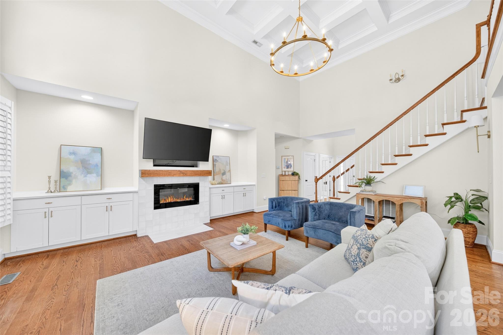 144 English Ivy Lane