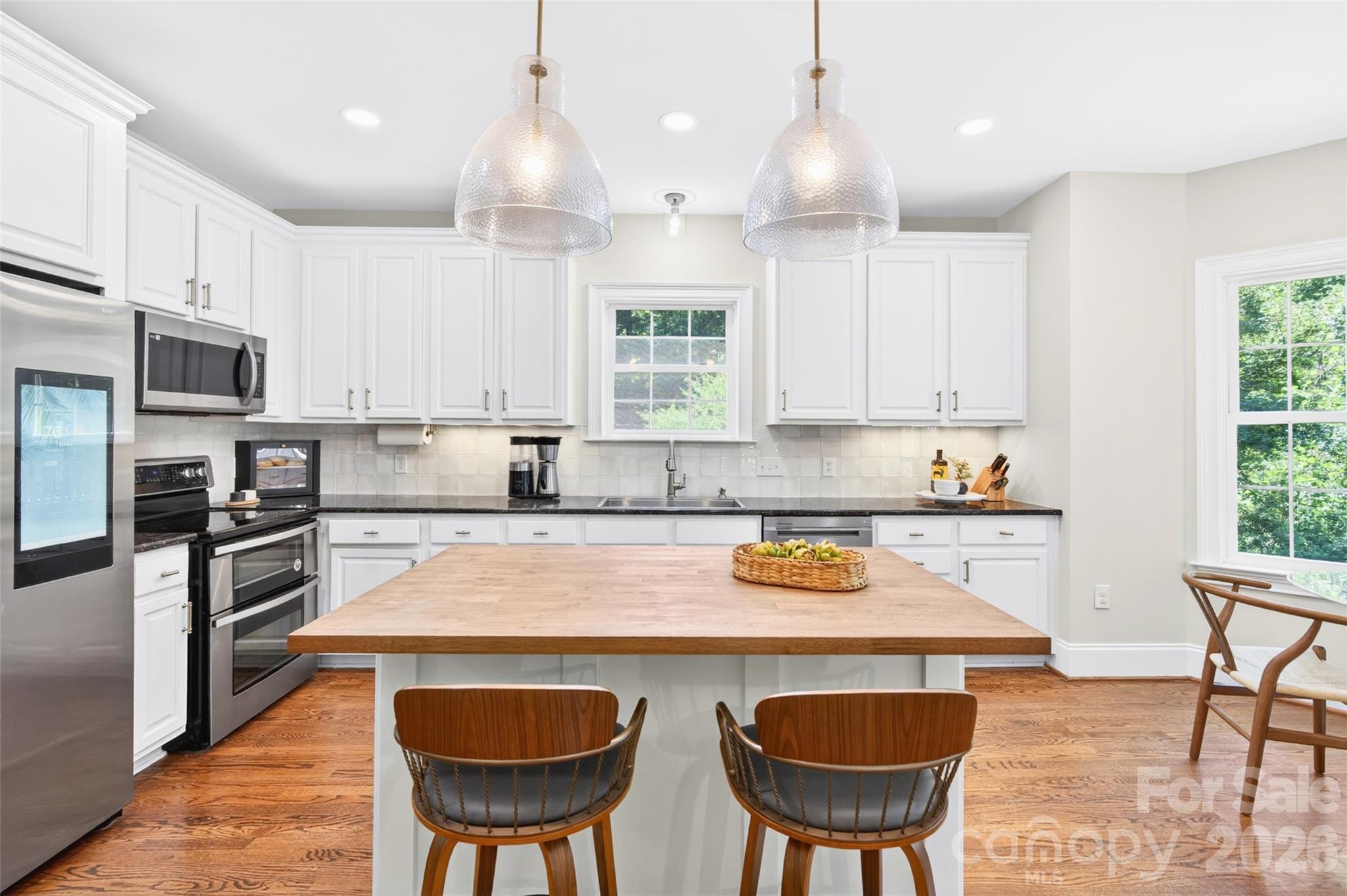 144 English Ivy Lane