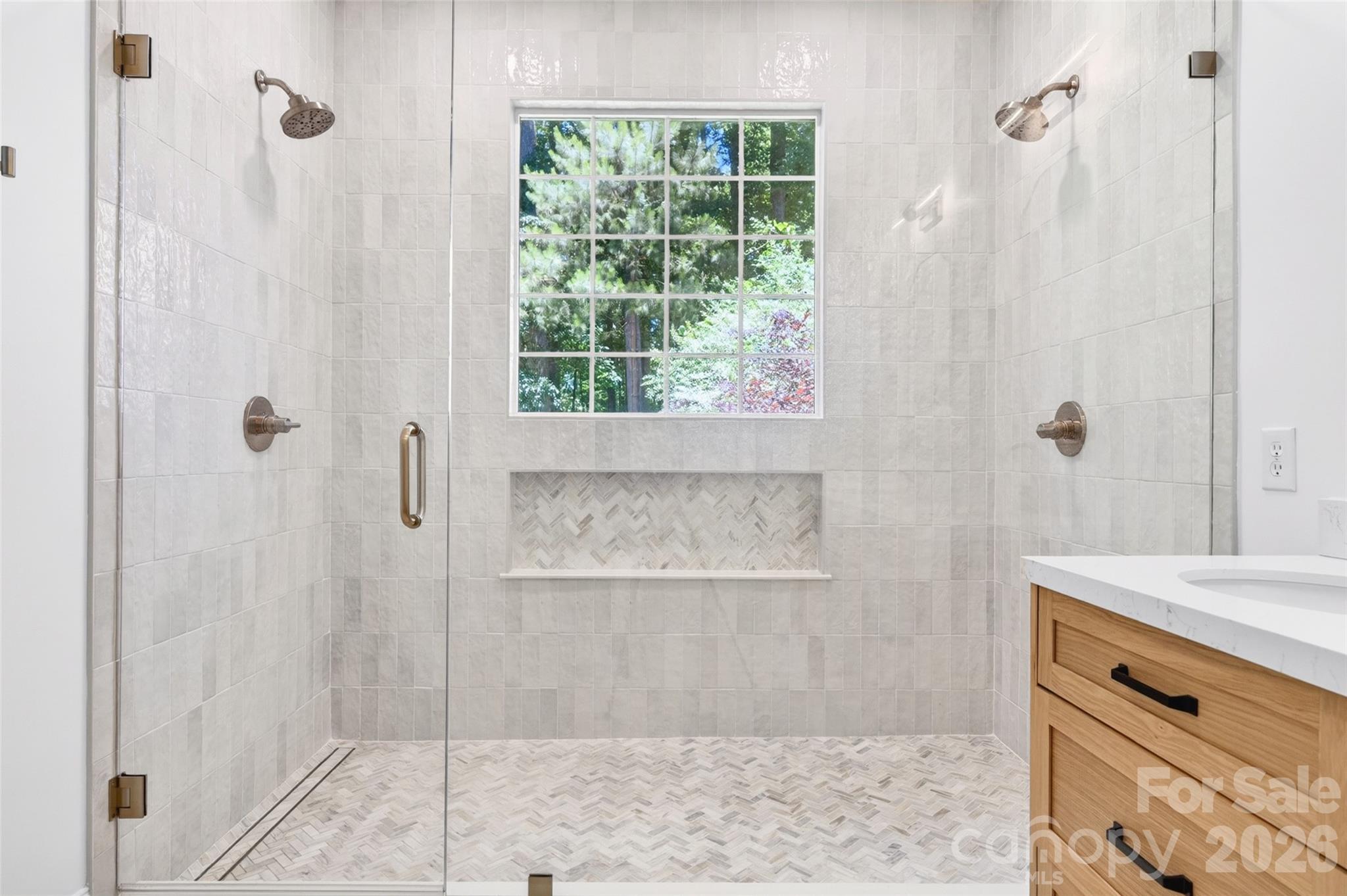 144 English Ivy Lane