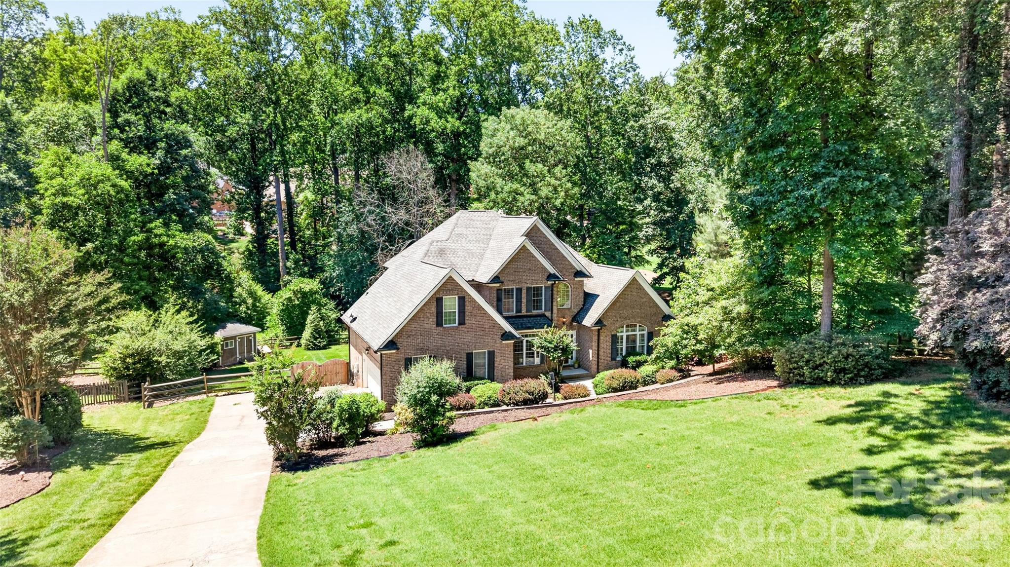 144 English Ivy Lane
