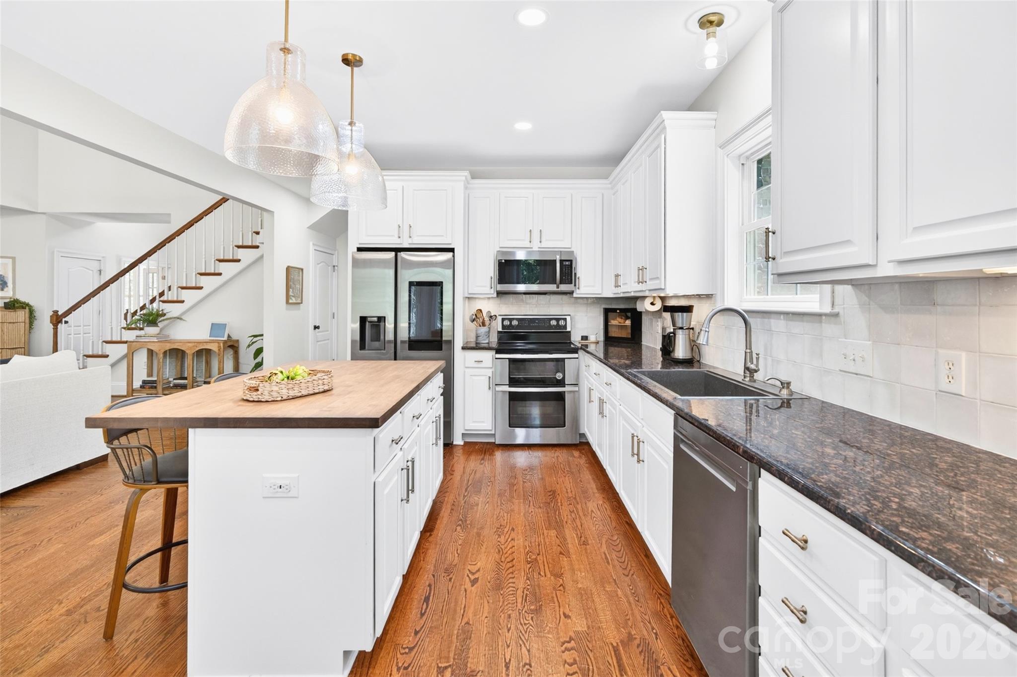 144 English Ivy Lane