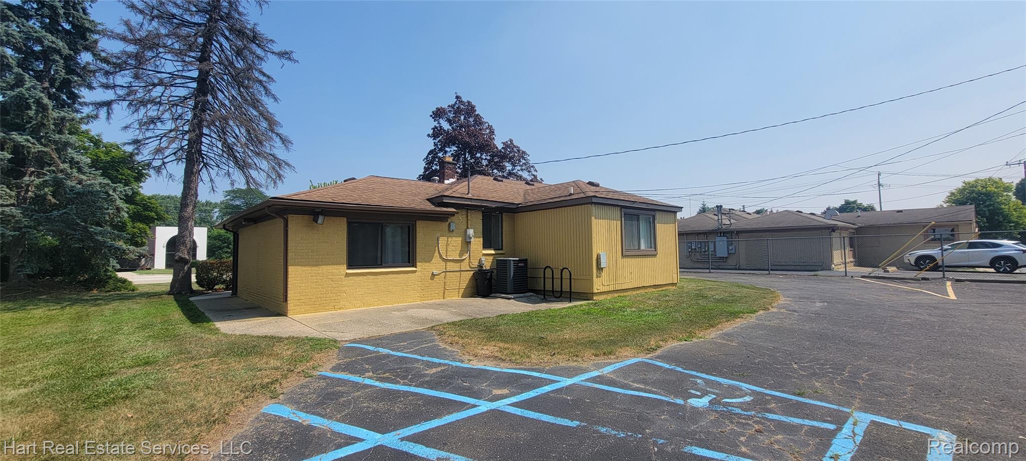 19045 W 10 Mile Road