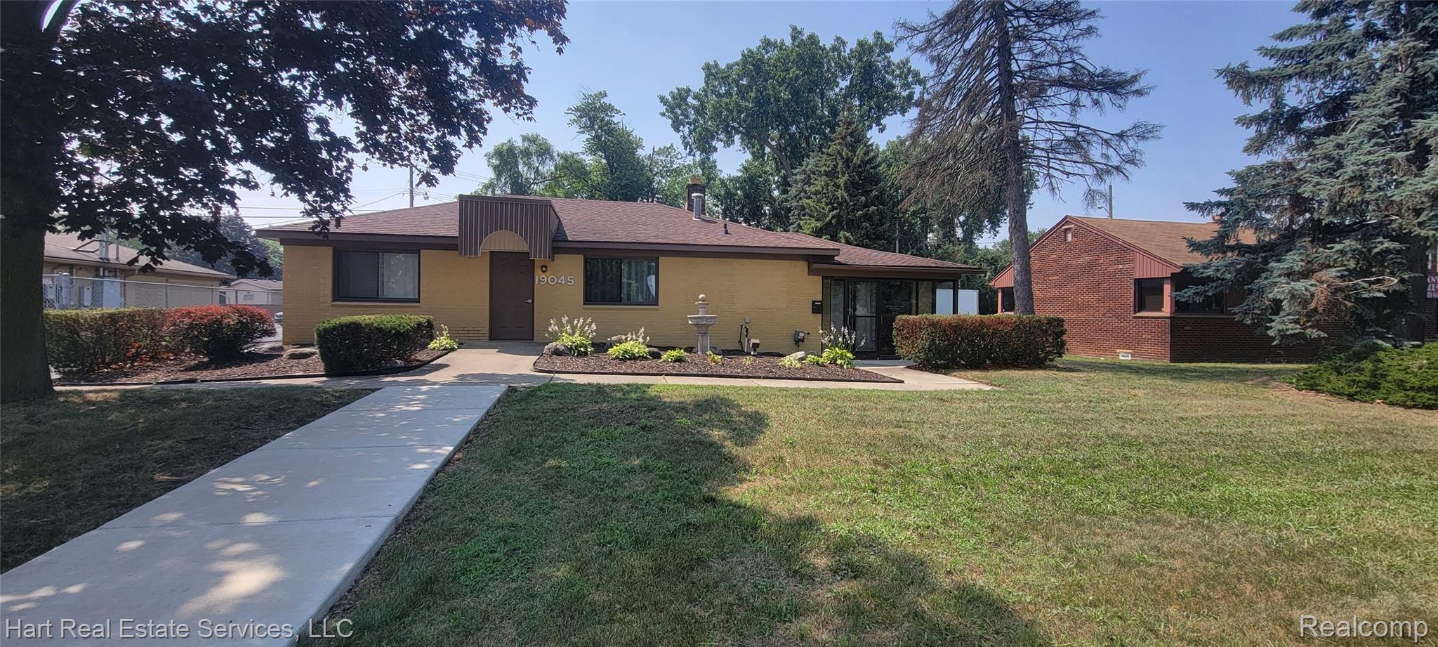 19045 W 10 Mile Road